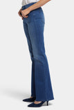 NYDJ Ava Flared Jeans In Sure Stretch® Denim With Front Patch Pockets - Tideway