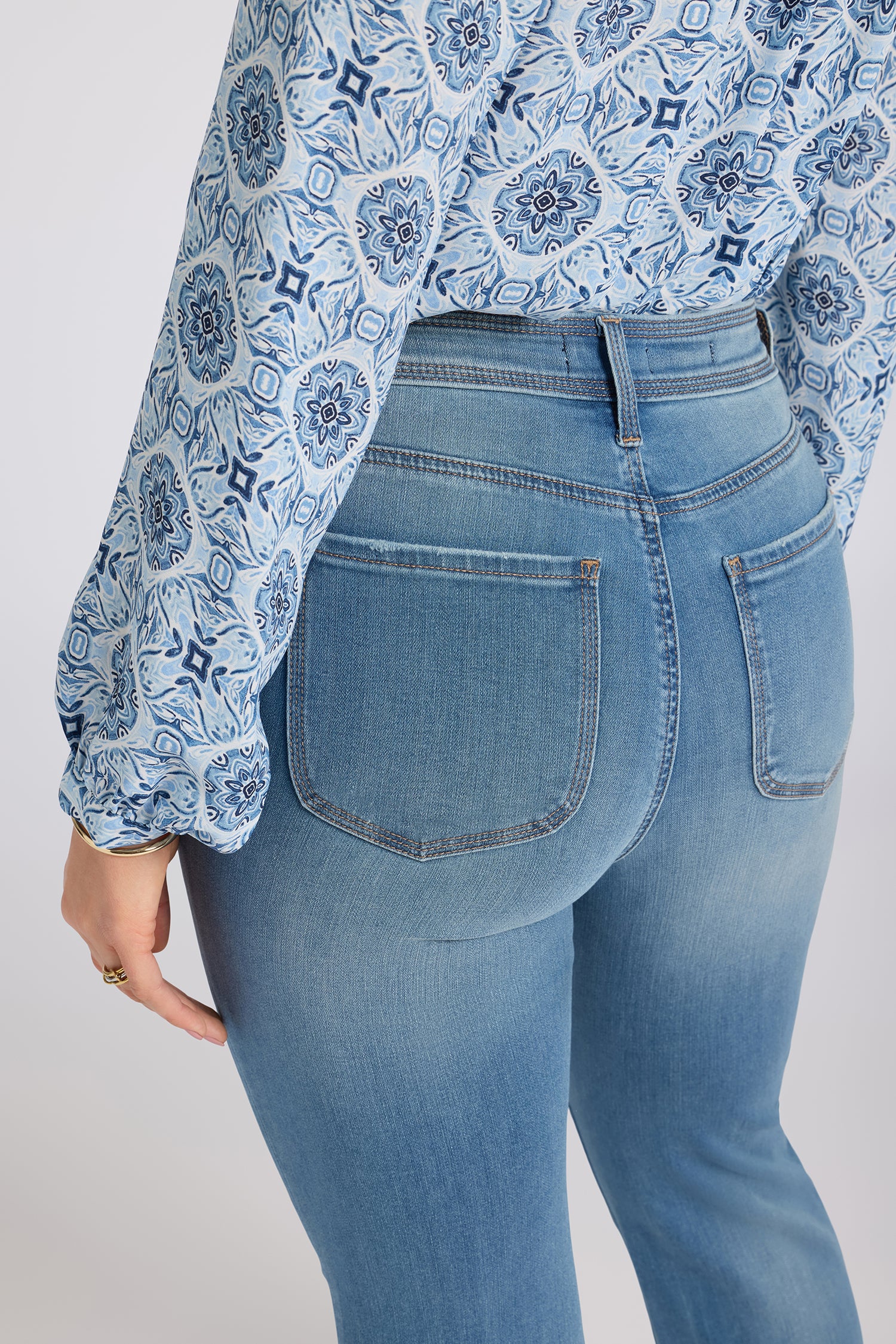 NYDJ Marilyn Straight Jeans In Sure Stretch® Denim With High Rise And Triple Stitching - Port Sea