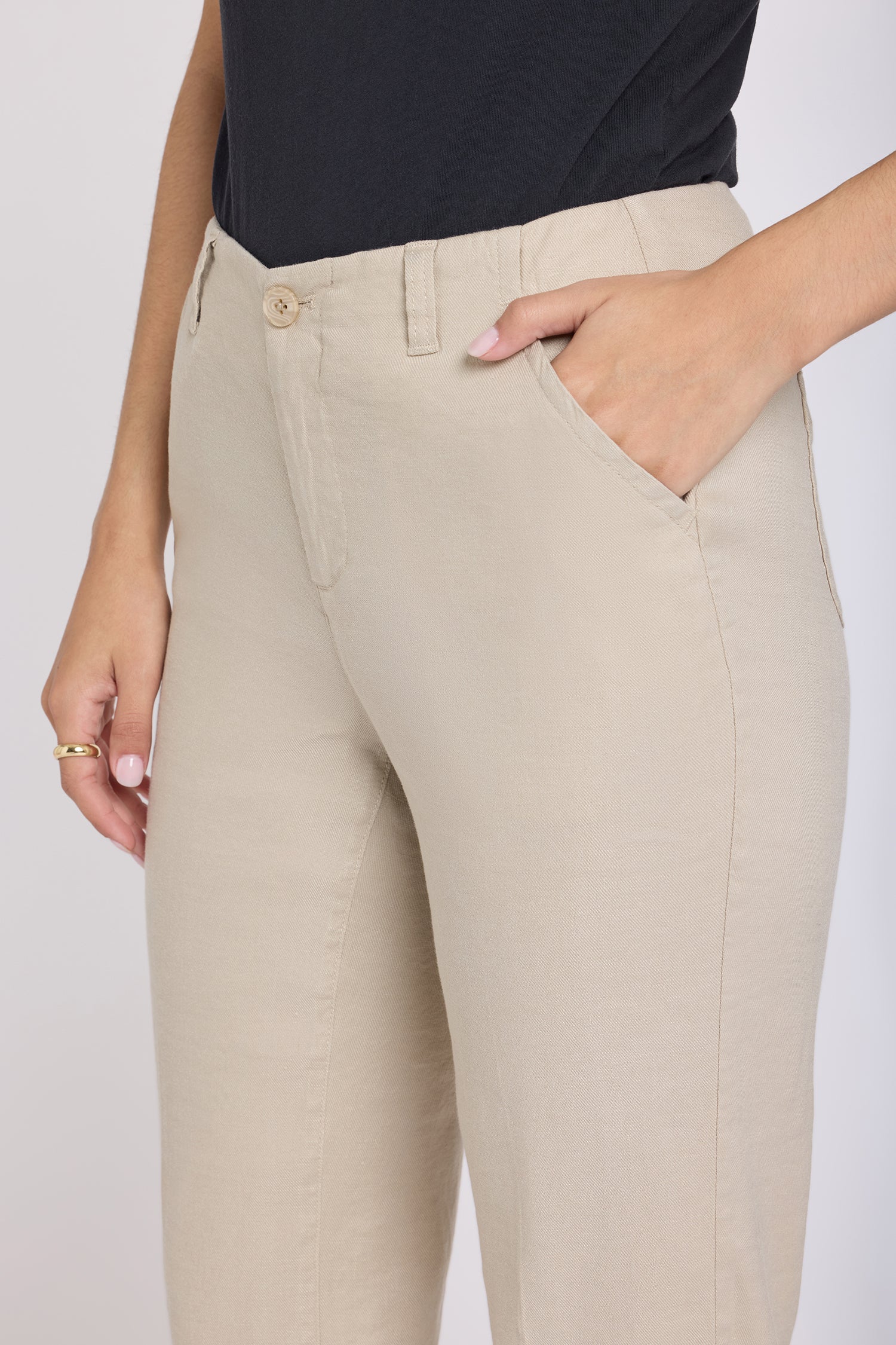 Marilyn Straight Pants In Stretch Linen - Feather Tan | NYDJ