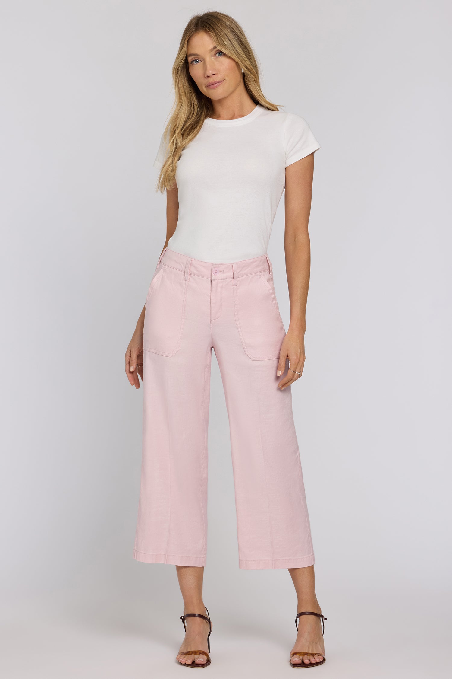 NYDJ Wide Leg Cargo Capri Pants In Stretch Linen - Light Lilac