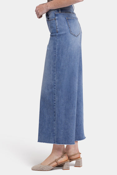 NYDJ Brodi Wide Leg Ankle Jeans In Cool Embrace® Denim With High Rise And Frayed Hems - Barcelona Breeze