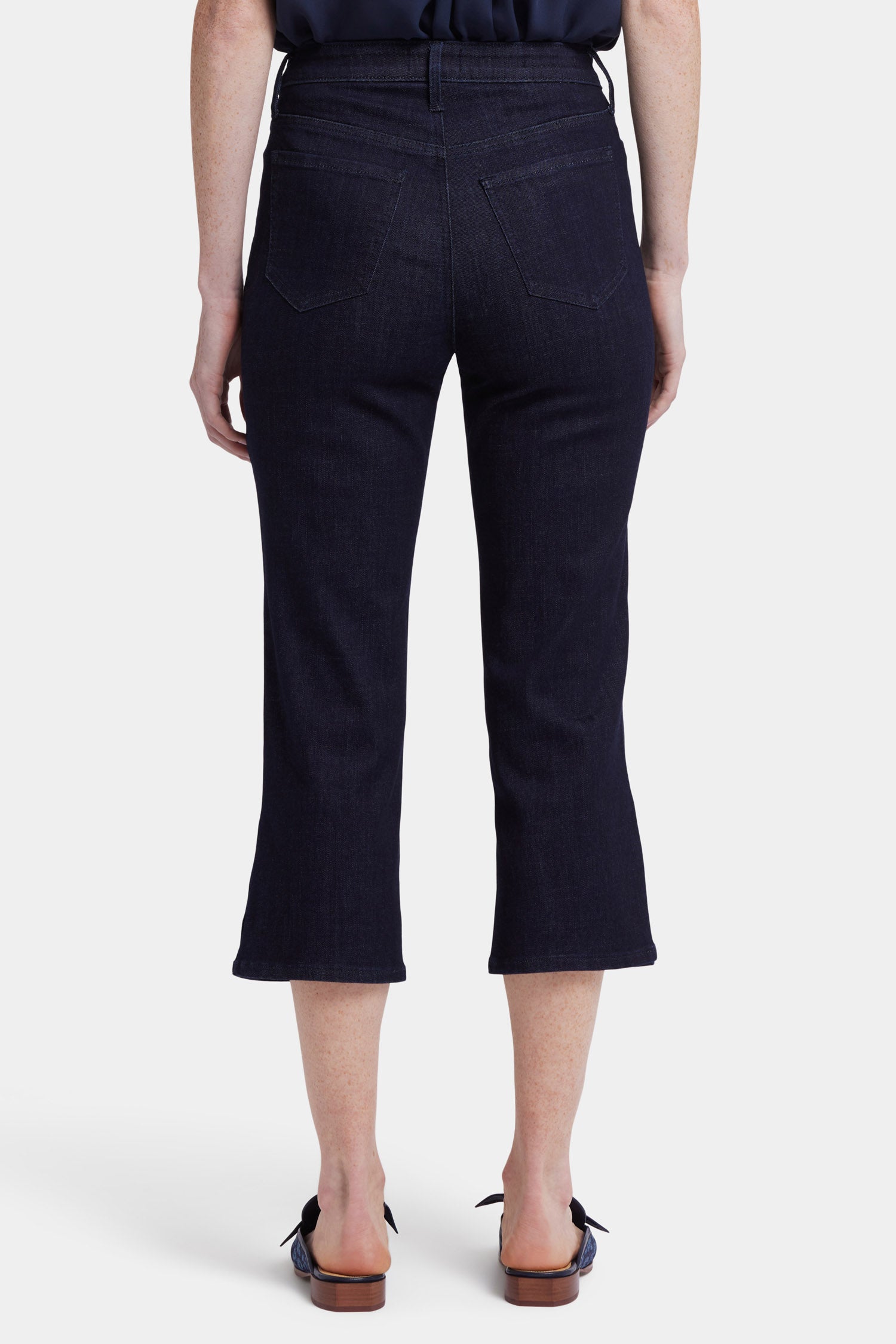 Joni Relaxed Capri Jeans With High Rise And Side Button Plackets ...