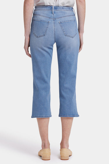 NYDJ Joni Relaxed Capri Jeans With High Rise And Side Button Plackets - Salamanca Sun