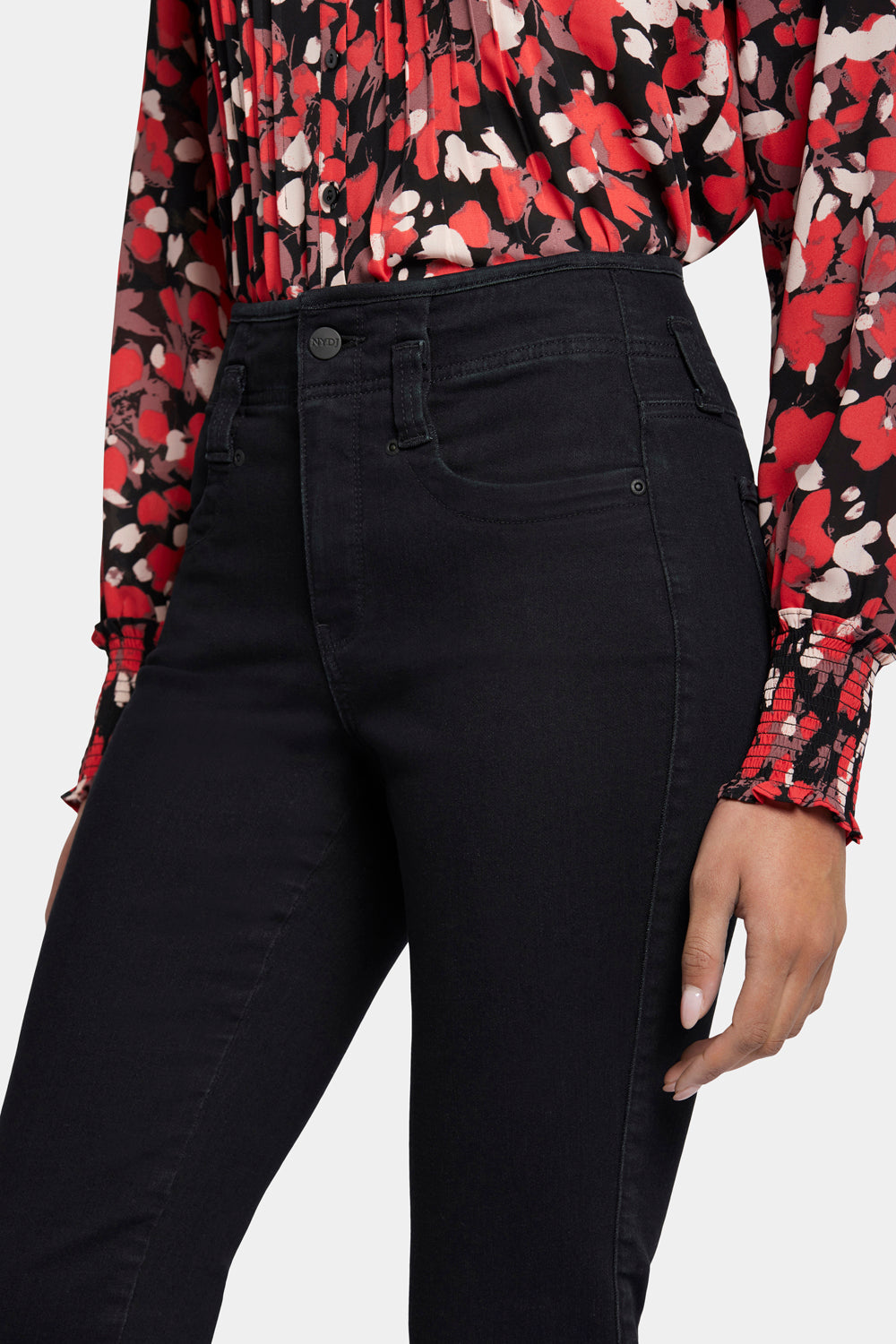 NYDJ Marilyn Straight Jeans  With High Rise And Frayed Hems - Huntley