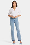 NYDJ Marilyn Straight Jeans With High Rise And 4" Side Slits - Big Skies