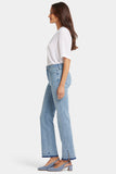 NYDJ Marilyn Straight Jeans With High Rise And 4" Side Slits - Big Skies