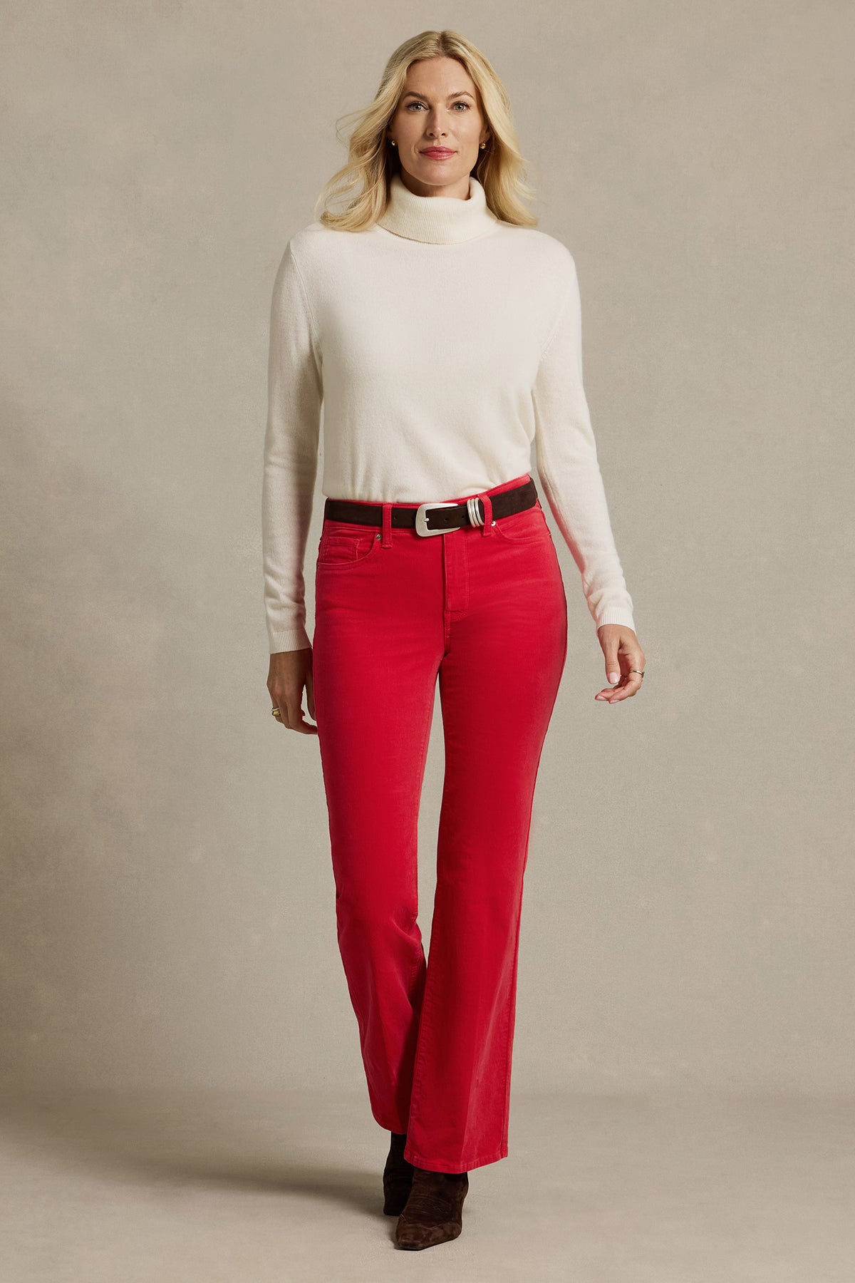 NYDJ Brooklyn Bootcut Pants In Fine Wale Stretch Corduroy - Camellia