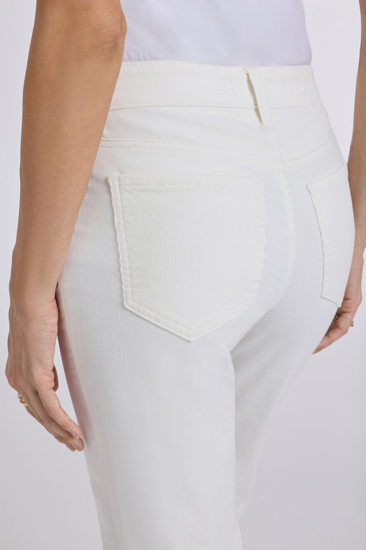 NYDJ Marilyn Straight Pants In Fine Wale Stretch Corduroy - Vintage White