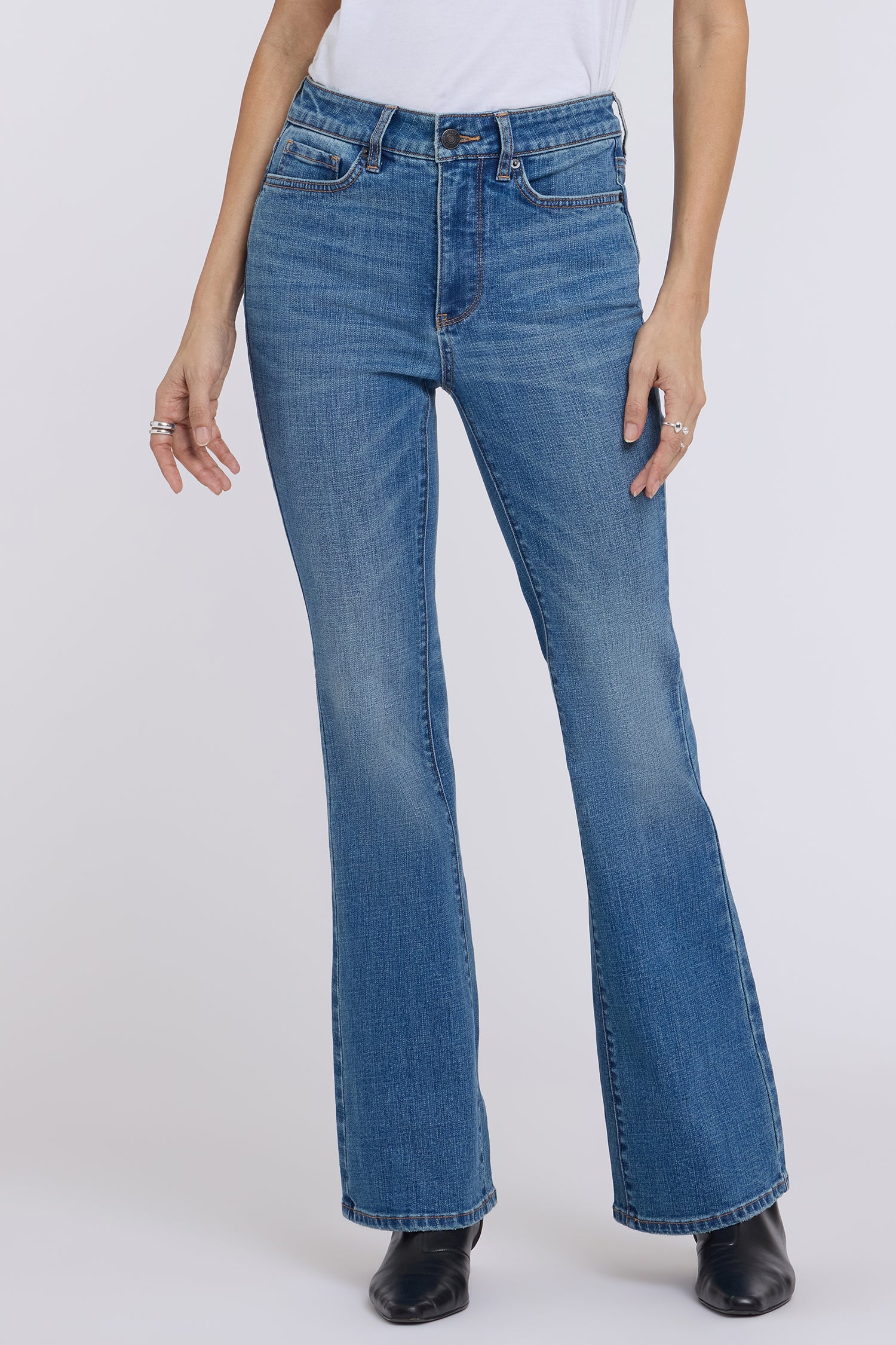 NYDJ Felicity Flared Jeans With High Rise - Privet