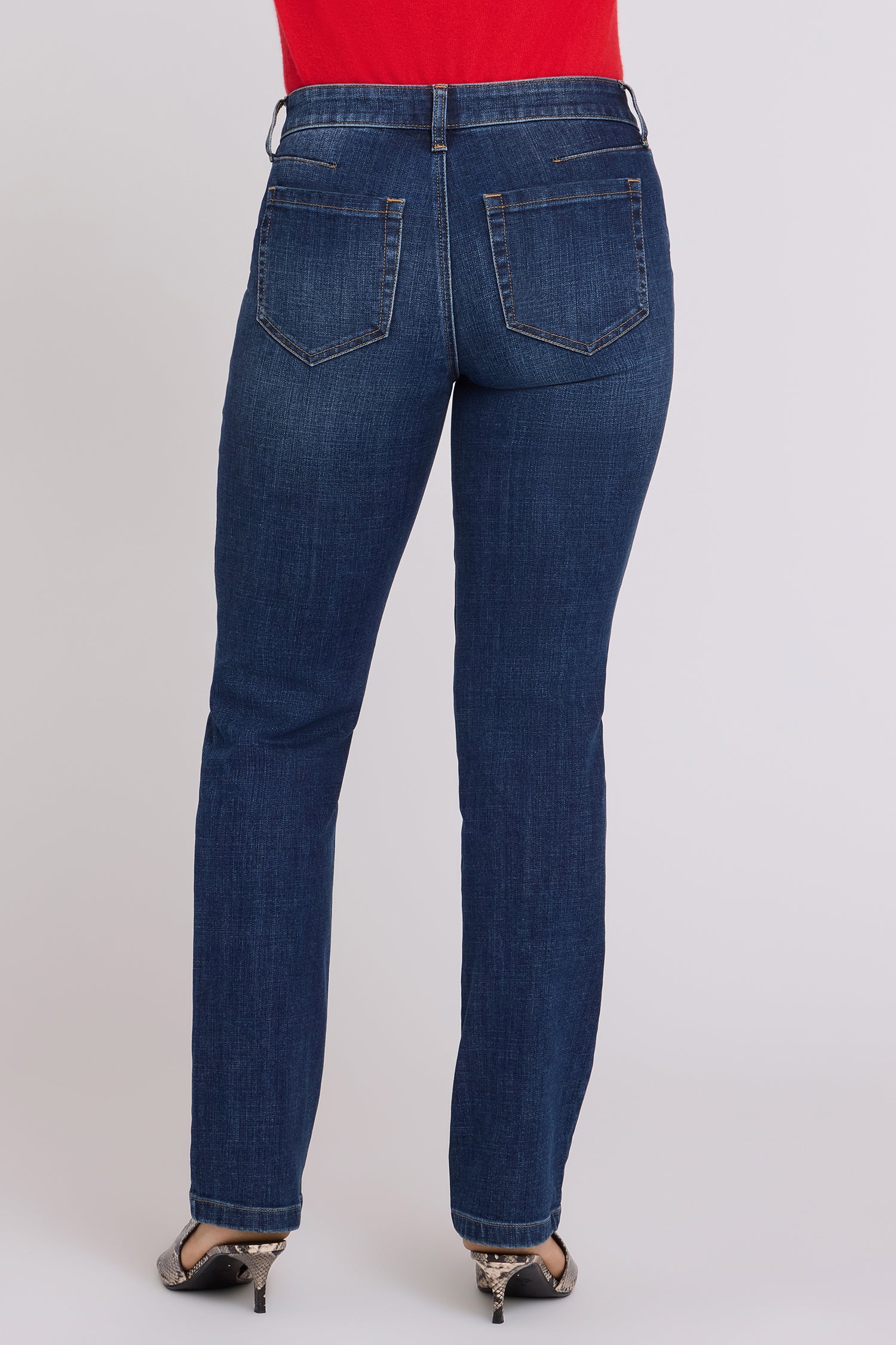 NYDJ Marilyn Straight Jeans With Front Seam Detail And Back Darts - Skylark