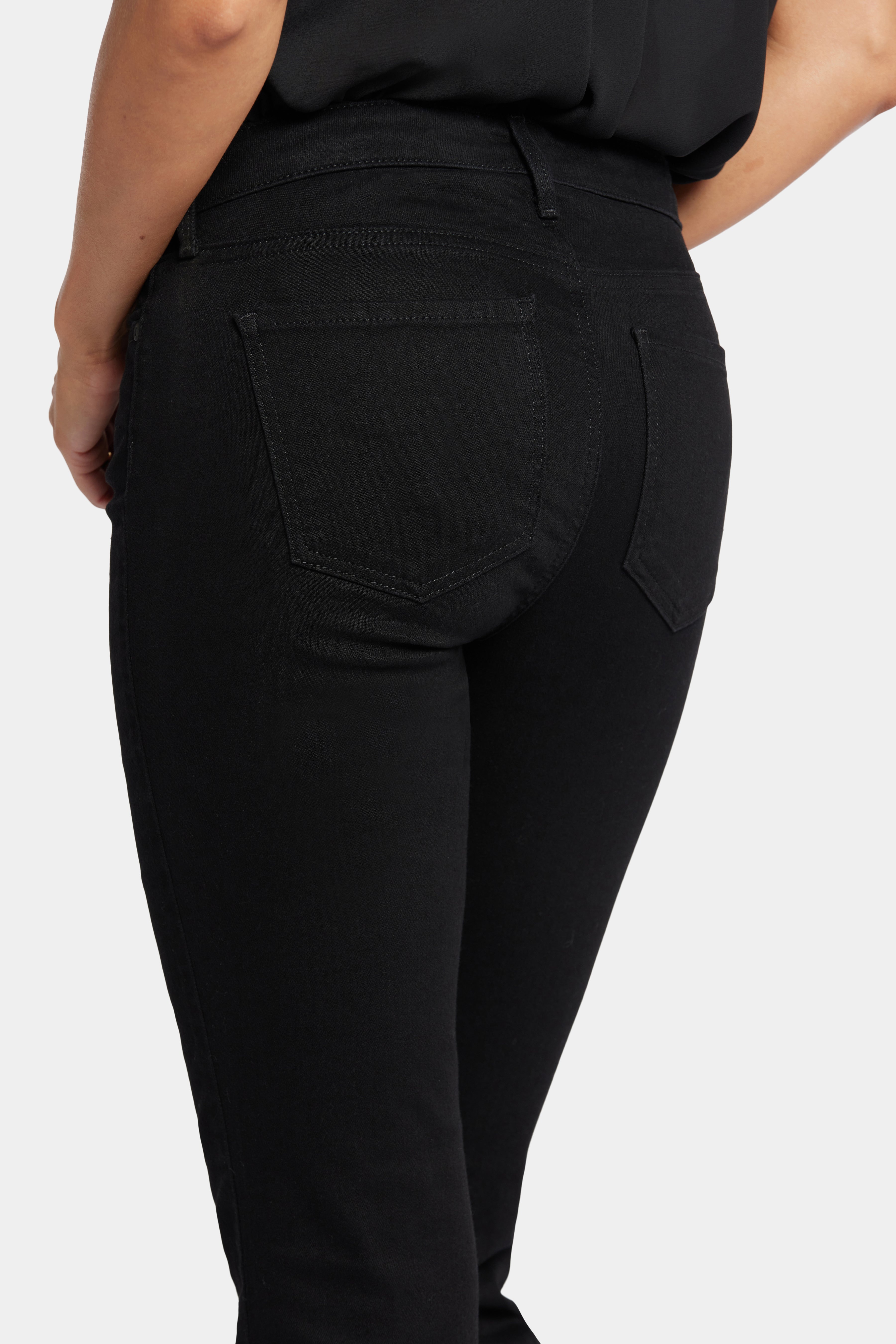 Barbara Bootcut Jeans In Short Inseam - Black Black | NYDJ