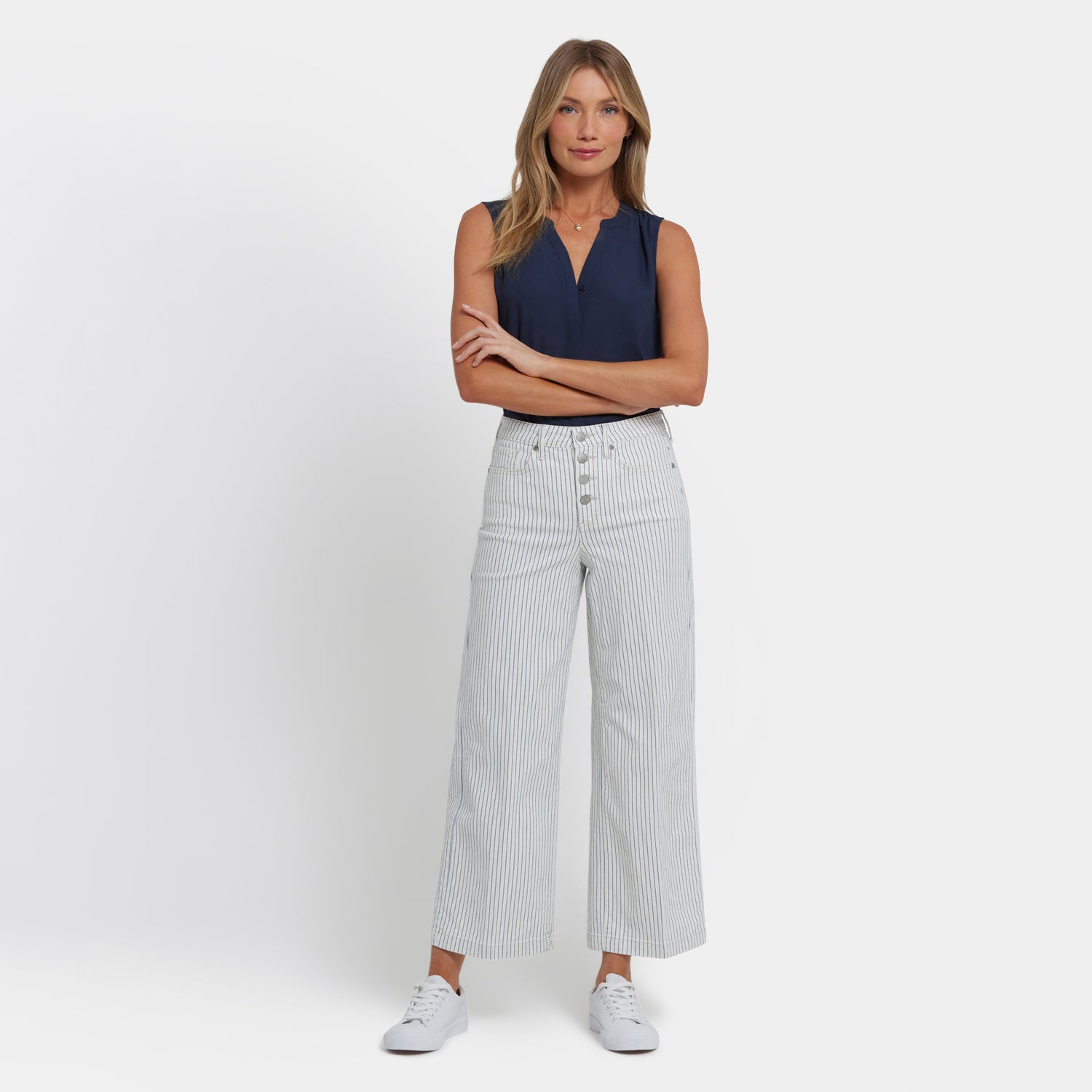 Teresa Wide Leg Ankle Jeans With High Rise And Exposed Button Fly