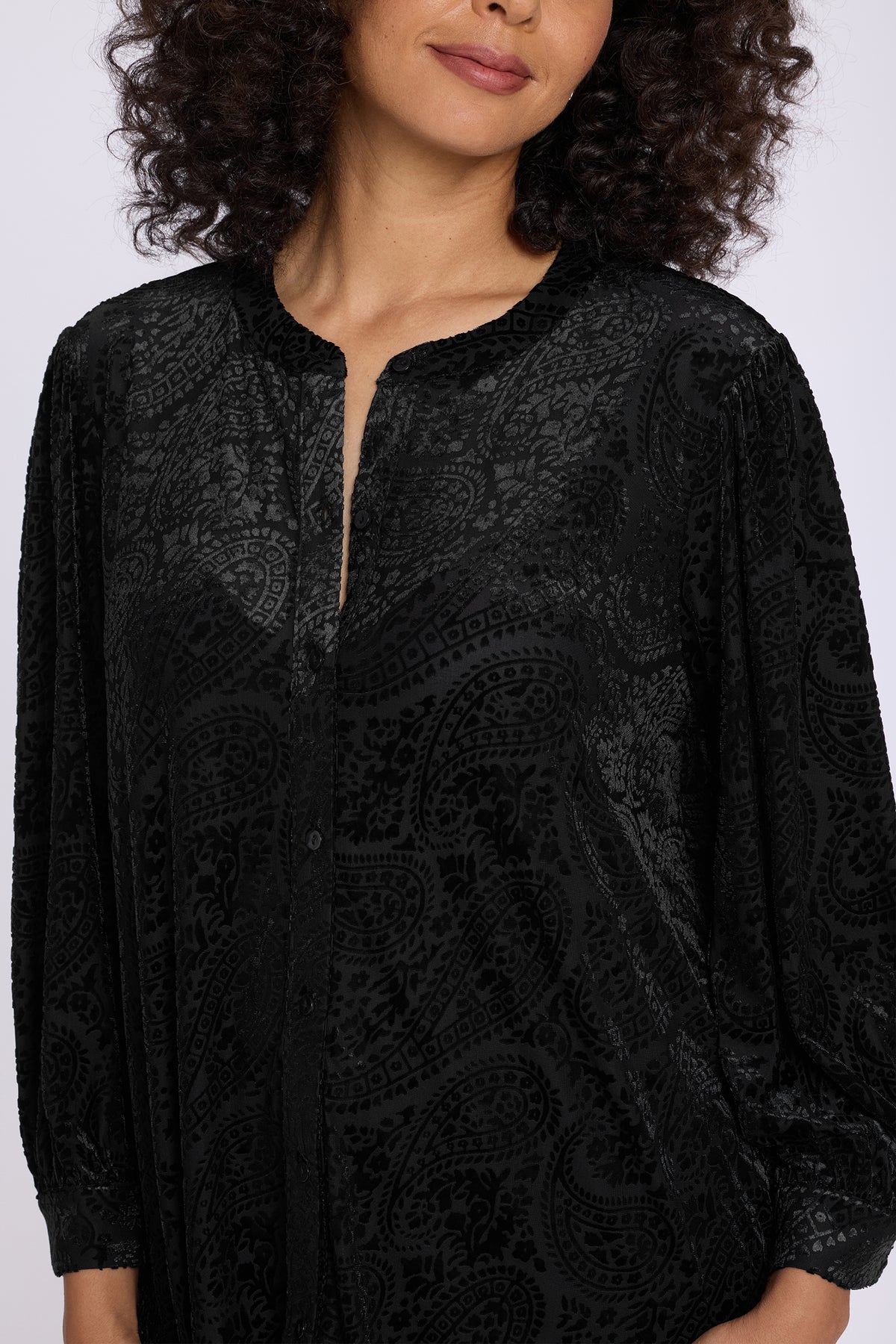 NYDJ Bonnie Blouse In Burnout Velvet - Black
