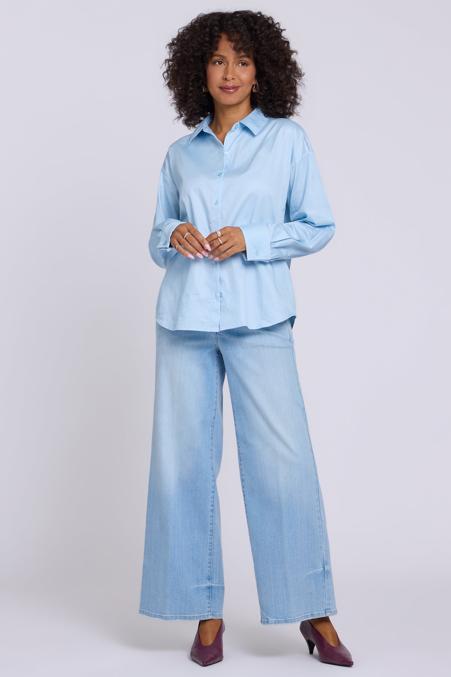 NYDJ Daphne Shirt In Cotton Poplin - Baby Blue