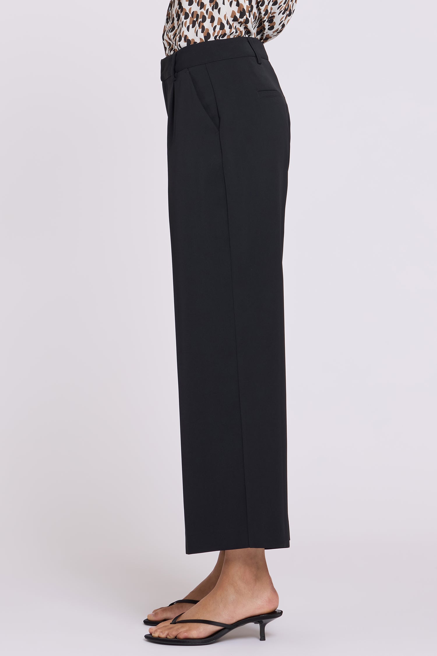 NYDJ Ankle Trouser Pants With High Rise And Pleats - Black