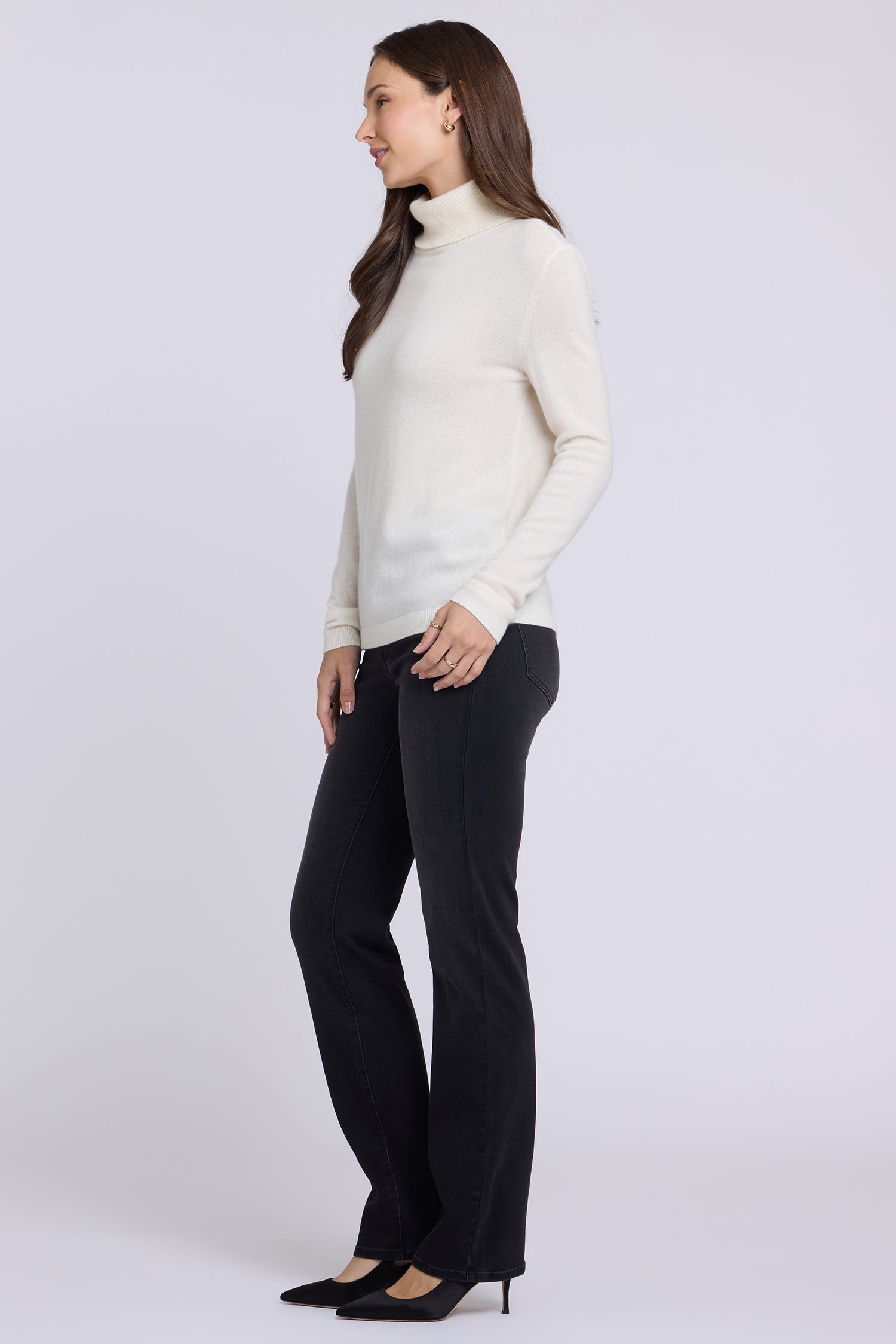 NYDJ Cashmere Essential Turtleneck Sweater  - Ivory