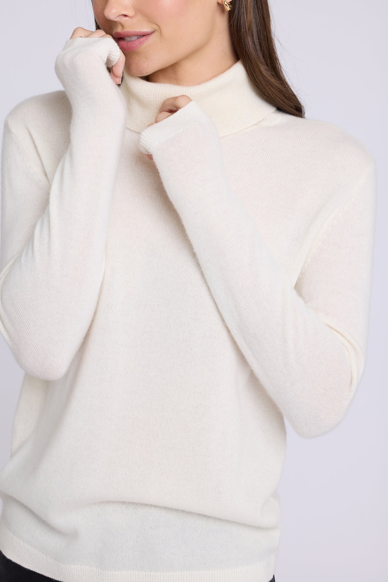 NYDJ Cashmere Essential Turtleneck Sweater  - Ivory