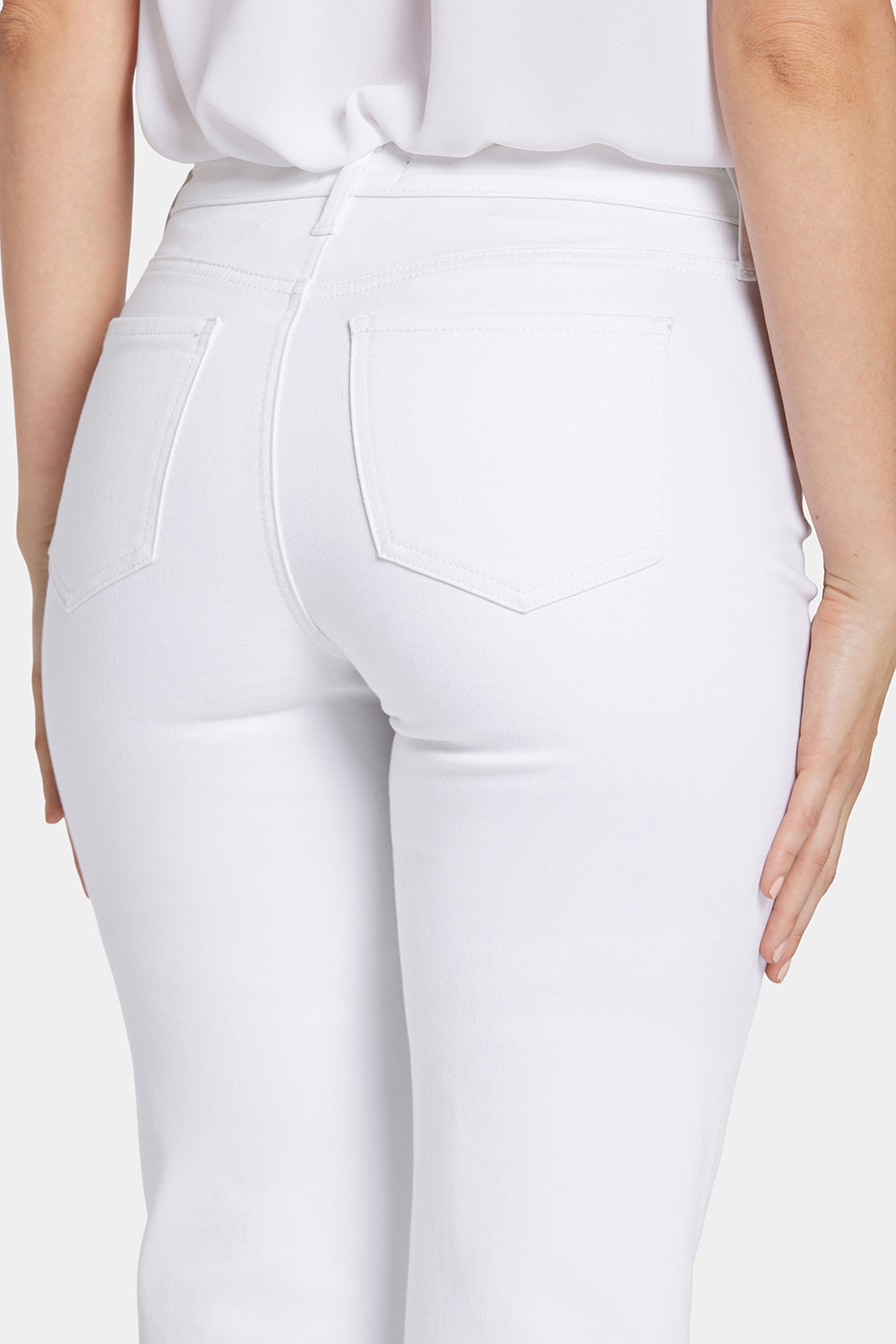 NYDJ Relaxed Piper Crop Jeans  In Cool Embrace® Denim - Optic White
