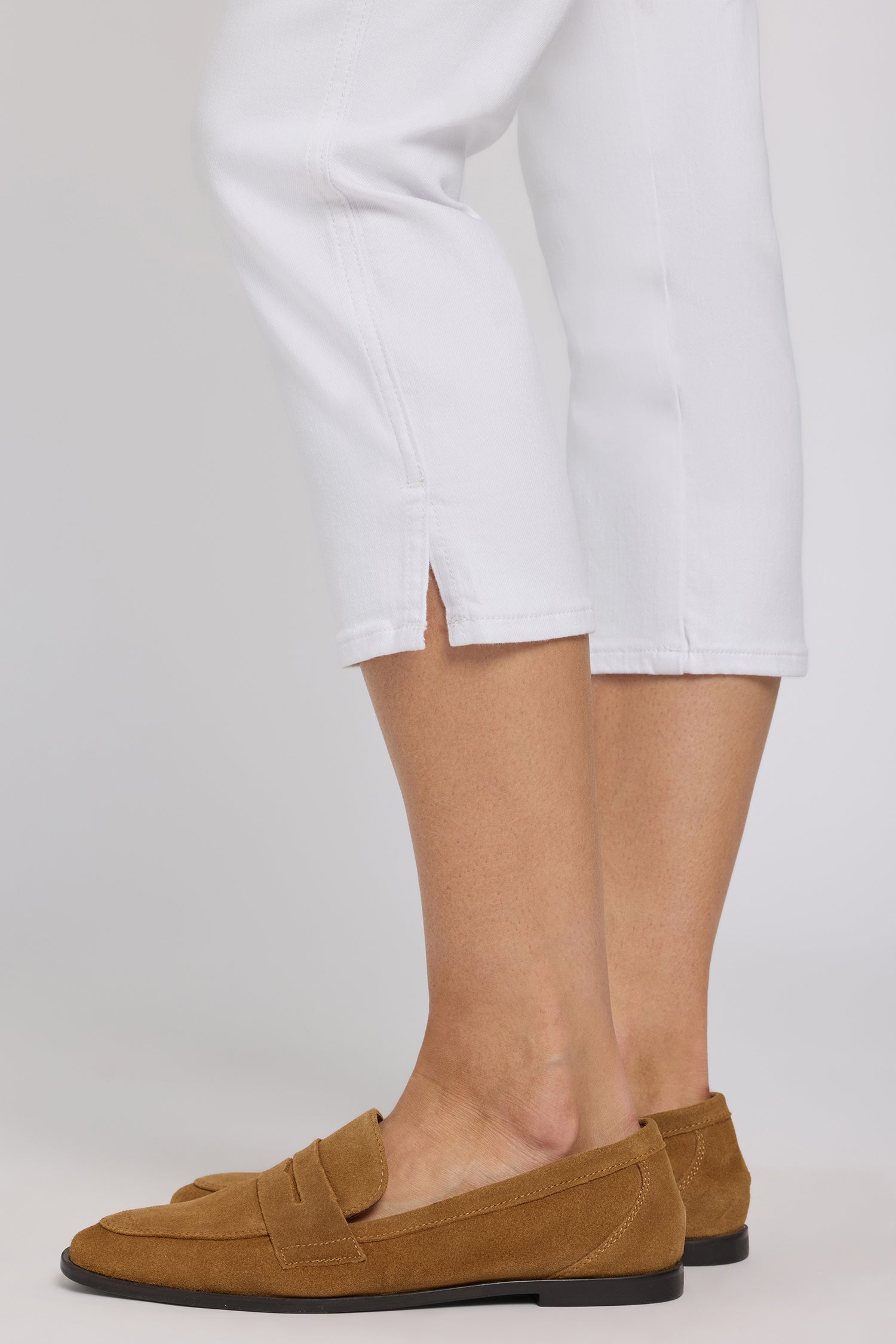 NYDJ Chloe Capri Jeans In Cool Embrace® Denim With Side Slits - Optic White