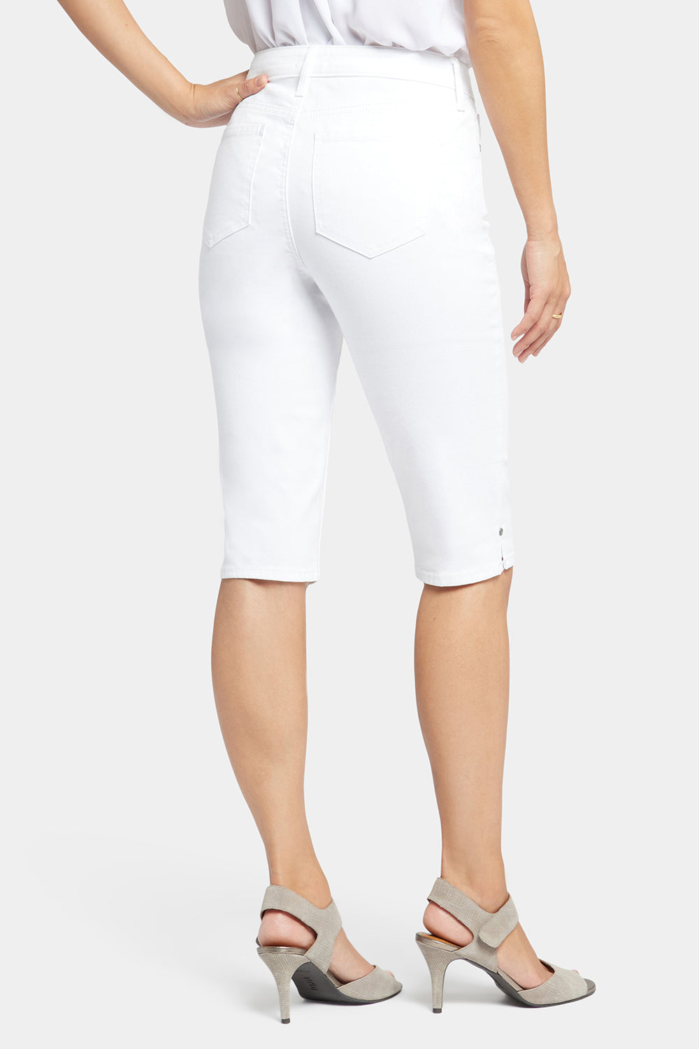 NYDJ Sophie Bike Capri Jeans With Riveted Side Slits - Optic White
