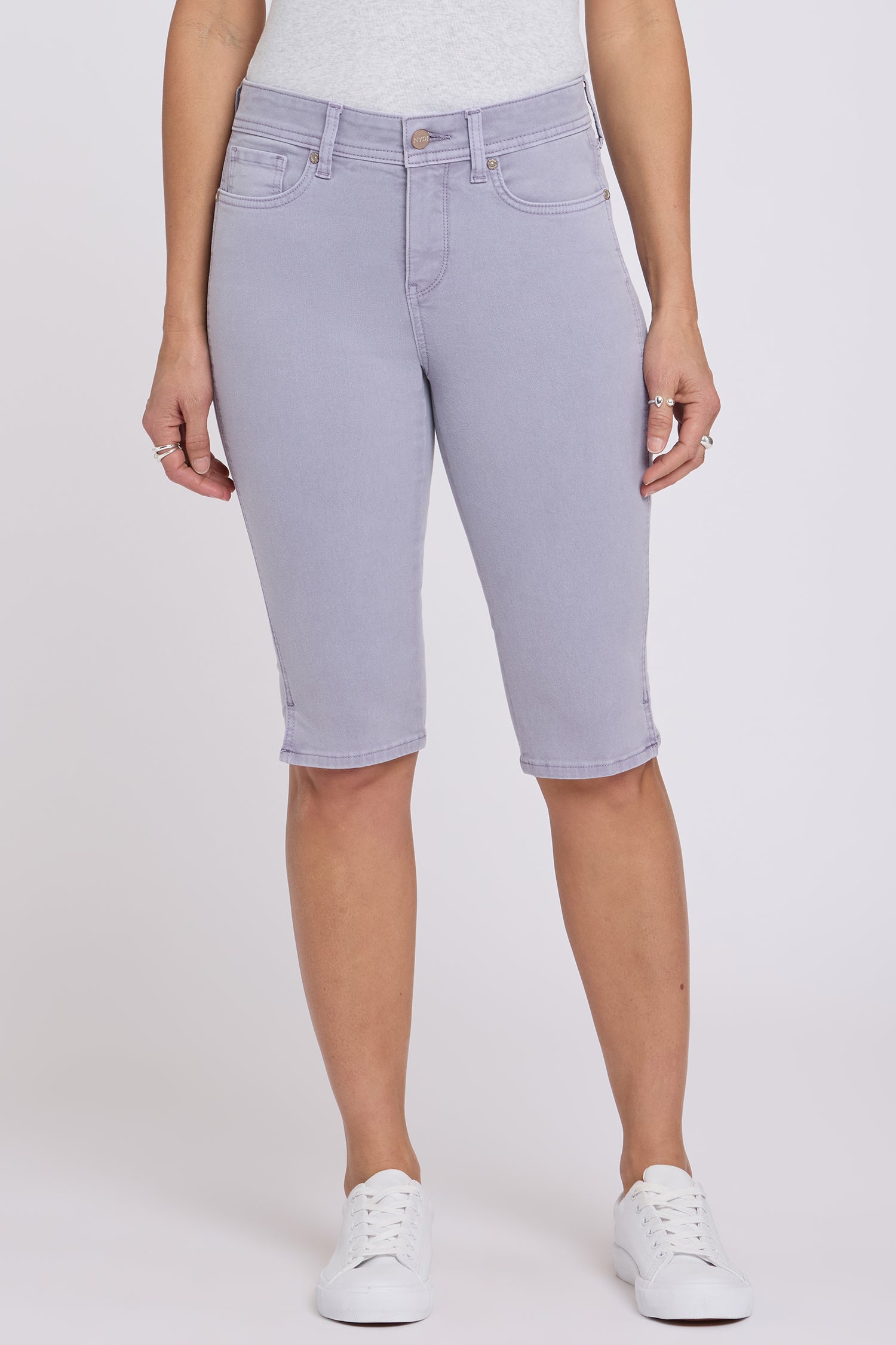 Sophie Bike Capri Jeans With Outseam Stitching And Side Slits