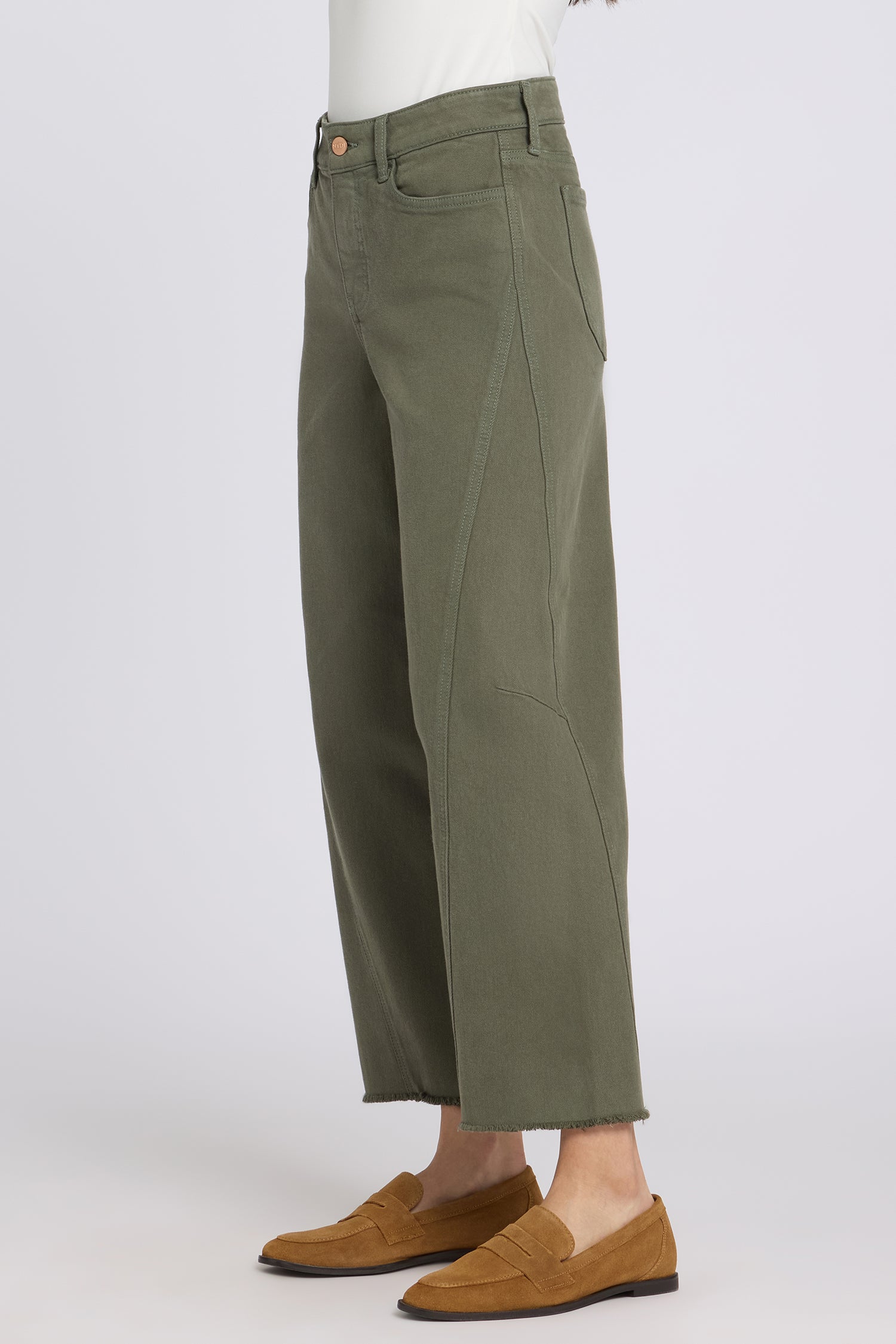Alyssa Relaxed Crop Jeans With Side Panels And Frayed Hems