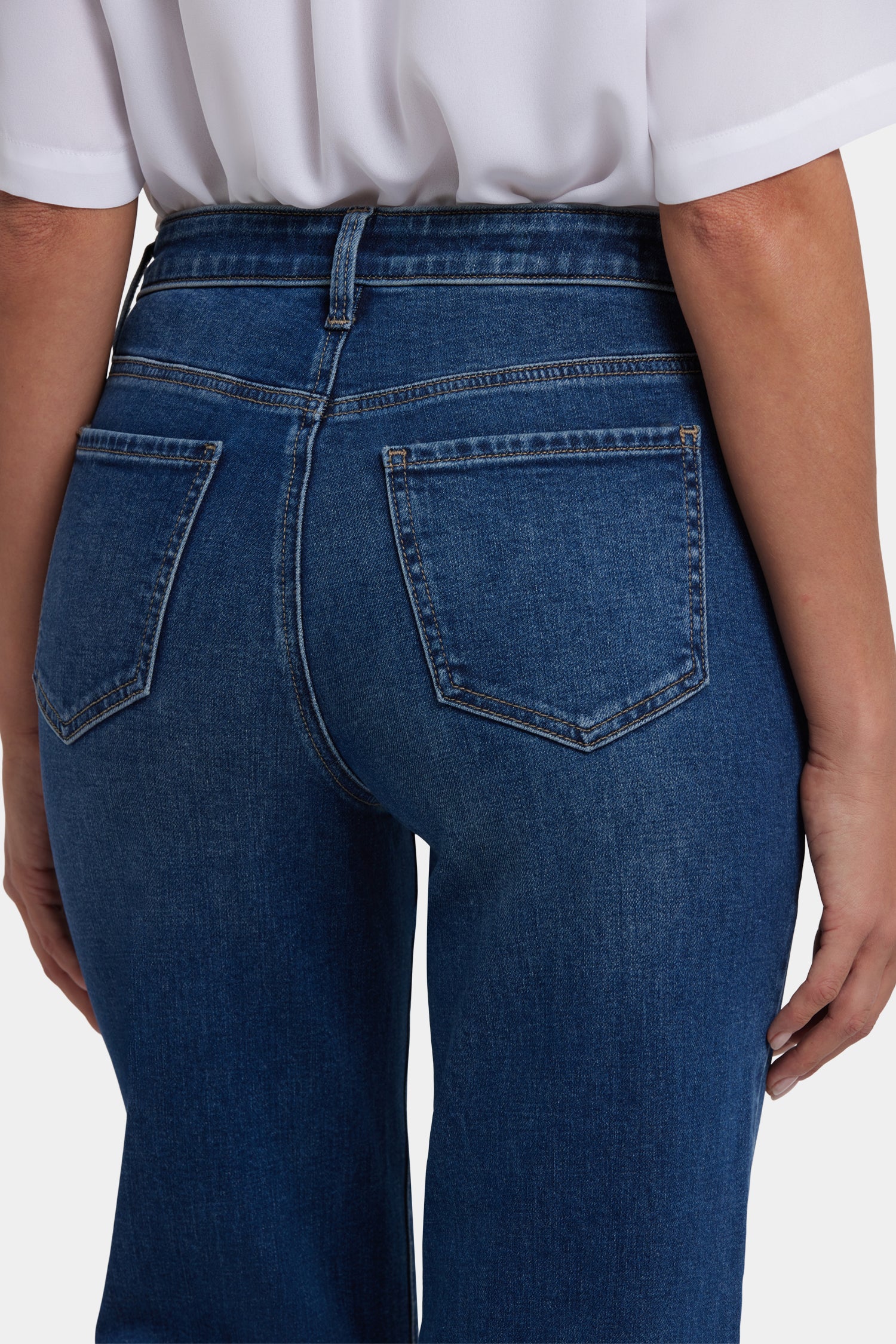 nydj Bailey Relaxed Straight Jeans Discount | Clothing