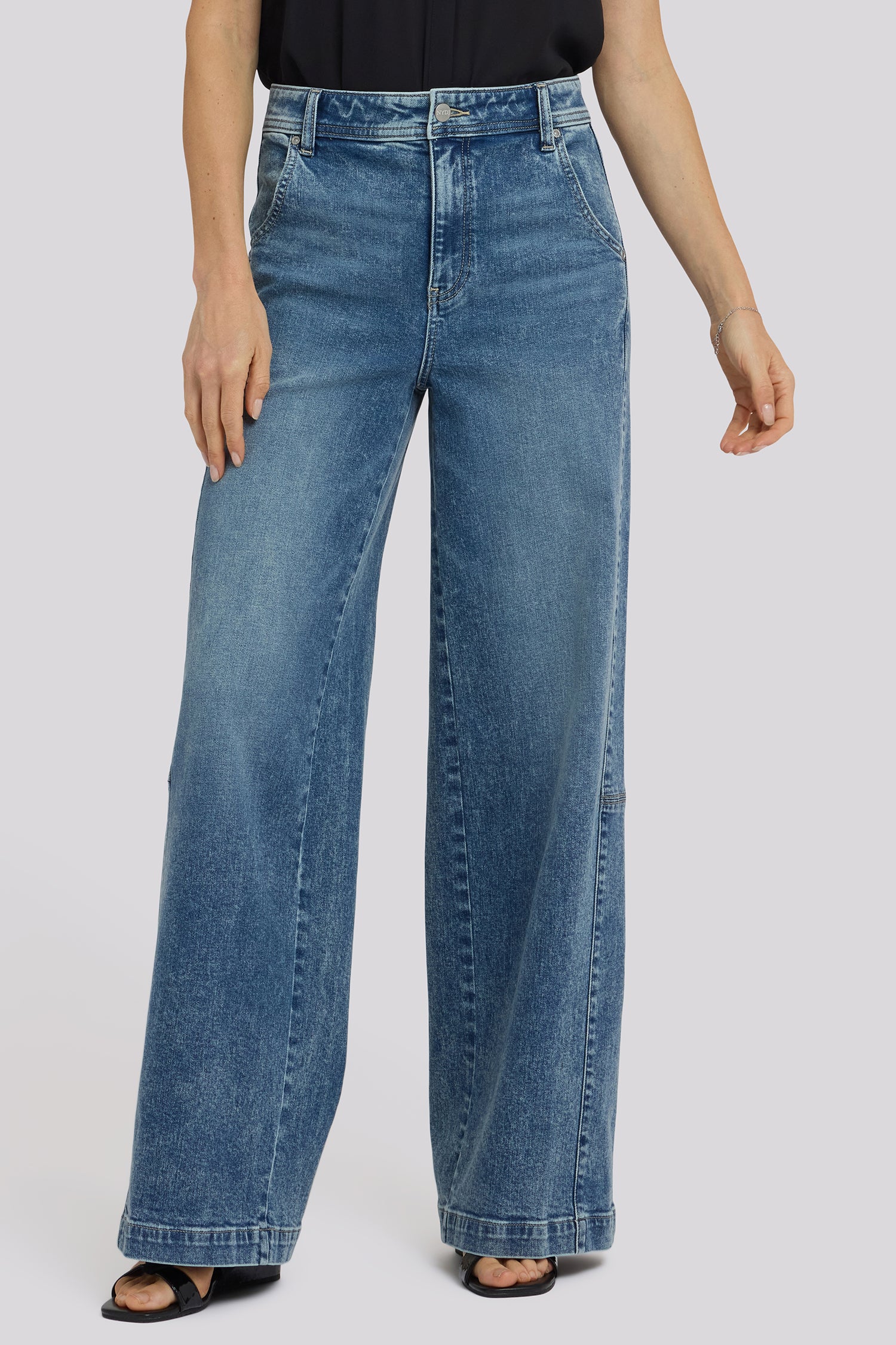 Gracie Wide Leg Jeans With Super High Rise And Paneled Seam Detail