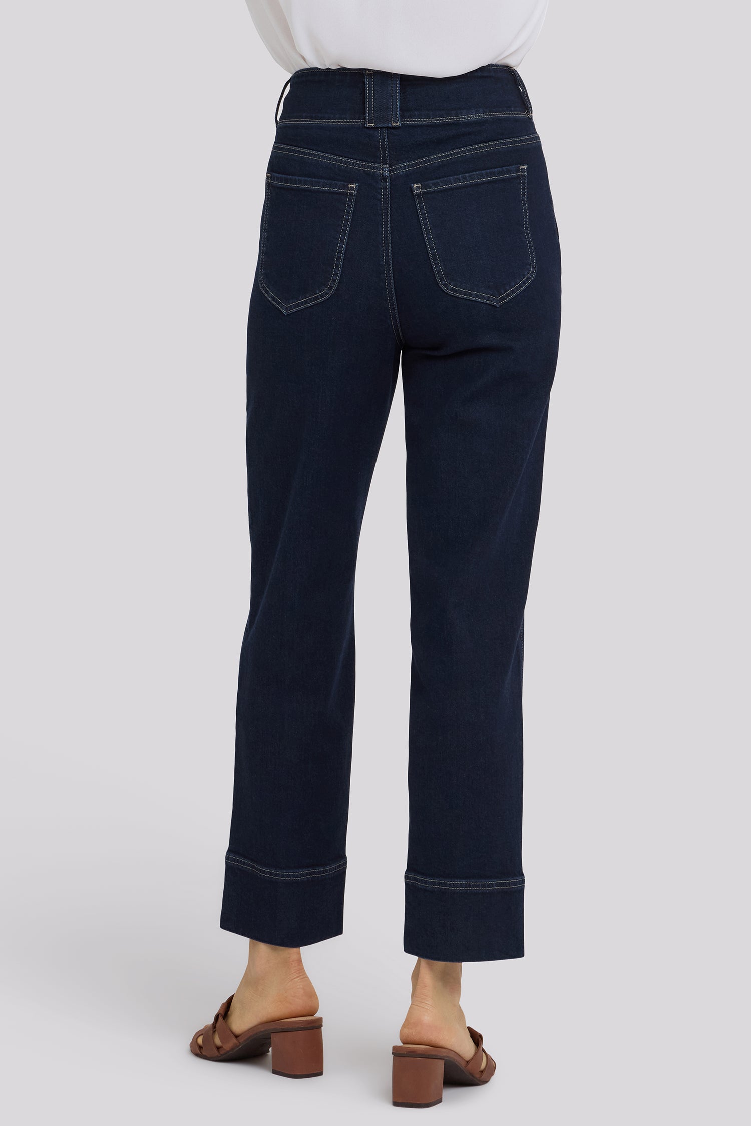 トゥデイフル Cuffstrap Denim JK 38 Kasey Stovepipe Ankle Jeans With Contrast Stitching And Wide Belt
