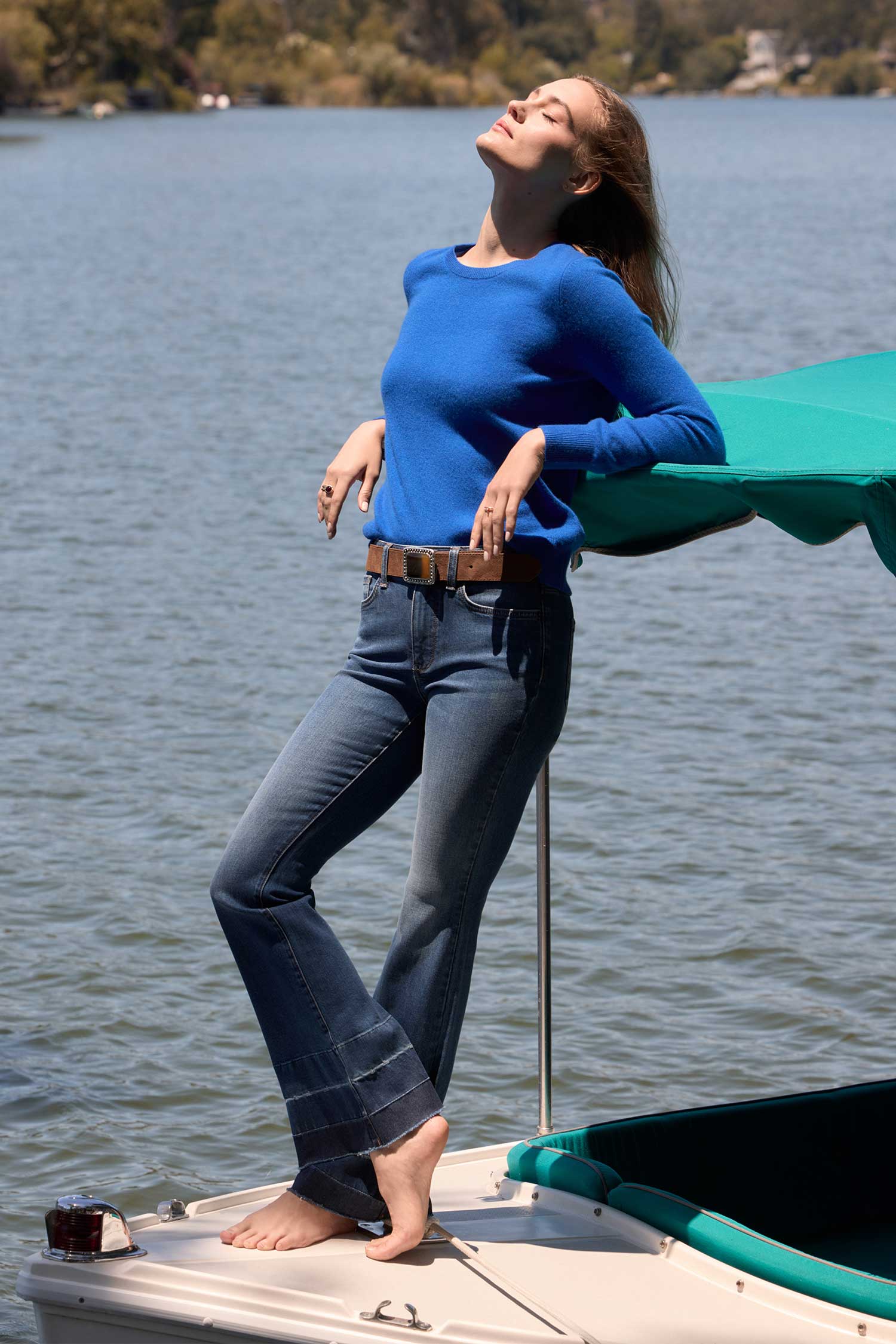 NYDJ Felicity Flared Jeans With High Rise And Raw Shadow Hems - Colorblaze