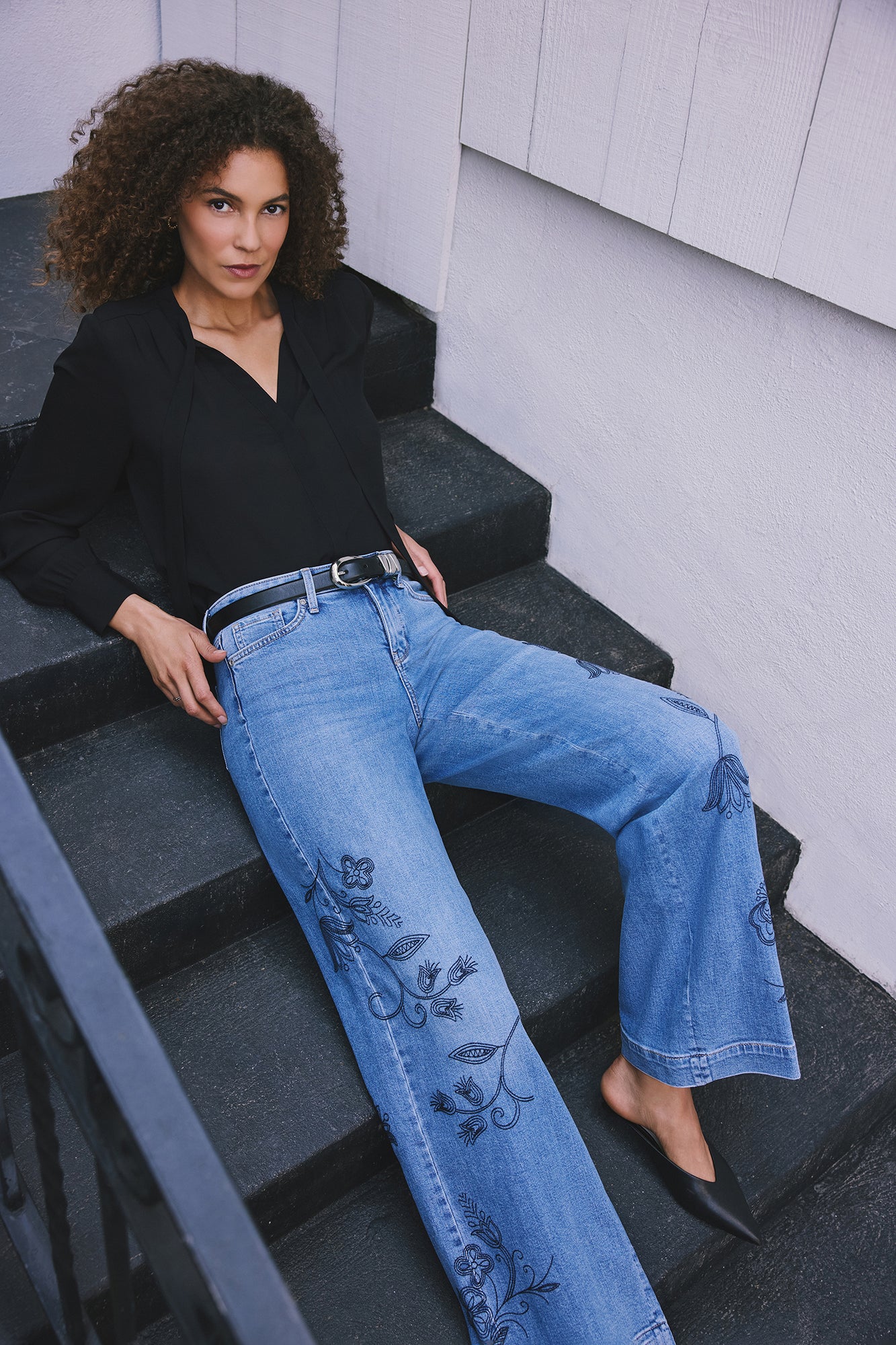 NYDJ Teresa Wide Leg Jeans With Embroidery - Water Canyon