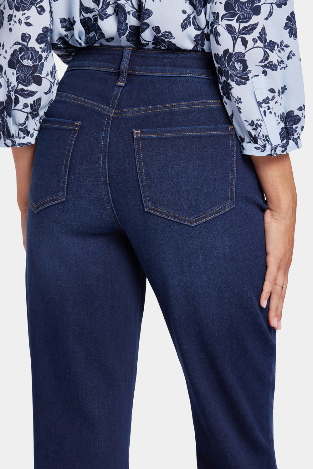 NYDJ Bailey Relaxed Straight Ankle Jeans With High Rise And Square Pockets - Northbridge