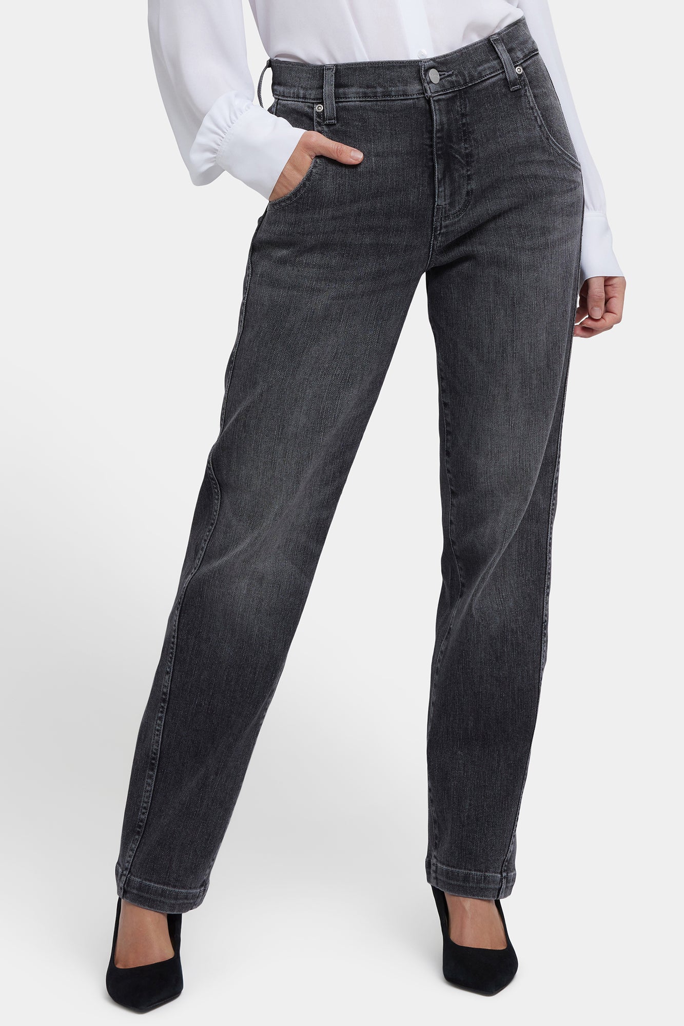 【美品】loose straight crash denim 25 No Maintenance - Light-Wash Haze Straight Leg Denim | NO