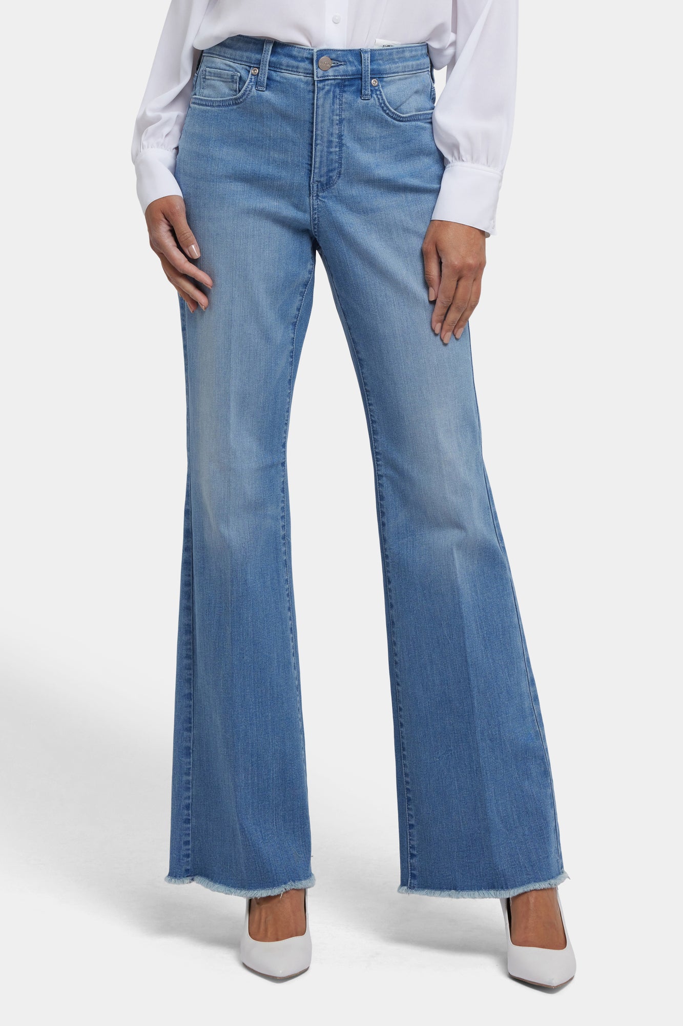 Ava Flared Jeans With High Rise And Frayed Hems - Vendome