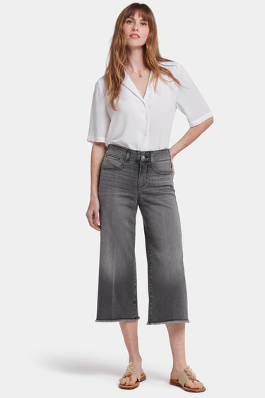 NYDJ Brigitte Wide Leg Capri Jeans With High Rise And Frayed Hems - Frontera Bluffs