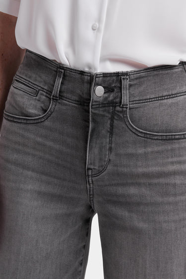 NYDJ Brigitte Wide Leg Capri Jeans With High Rise And Frayed Hems - Frontera Bluffs