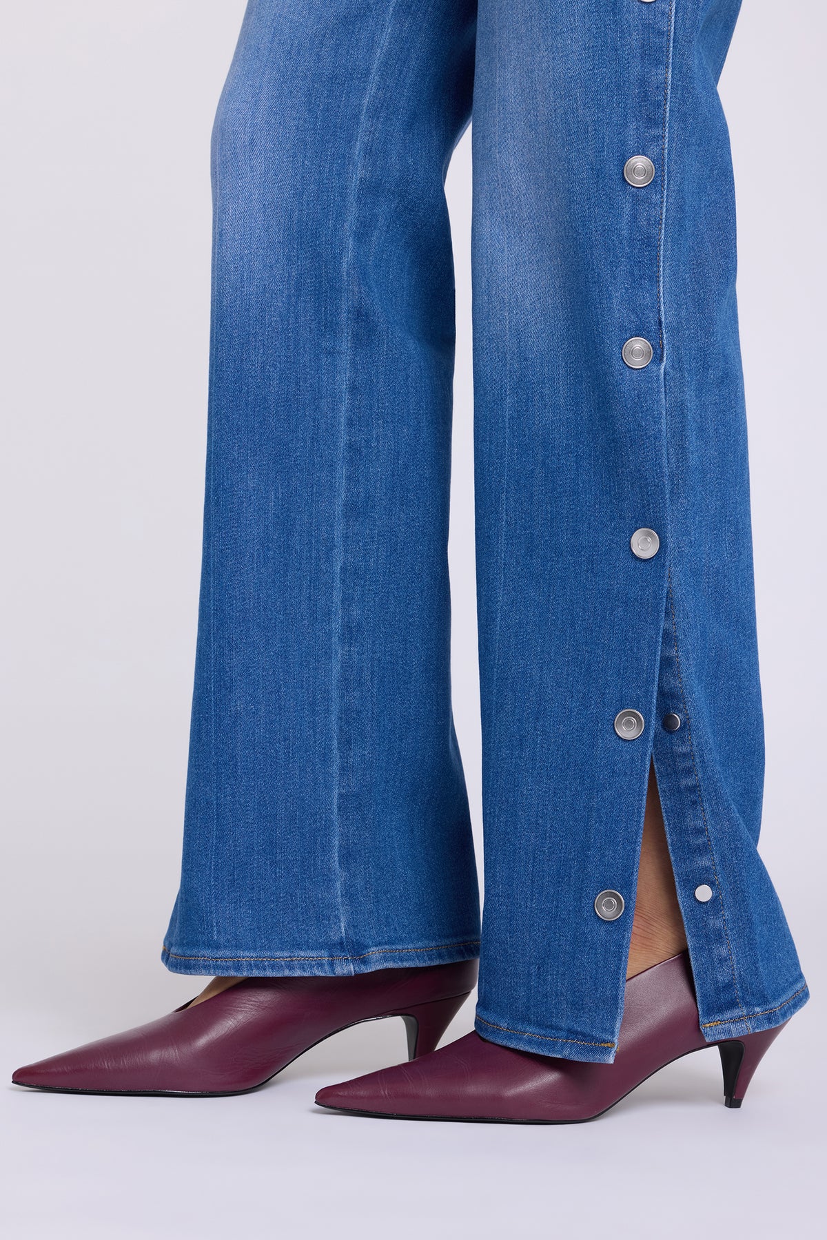 NYDJ Bailey Relaxed Straight Jeans With High Rise And Side Snaps - Boxwood