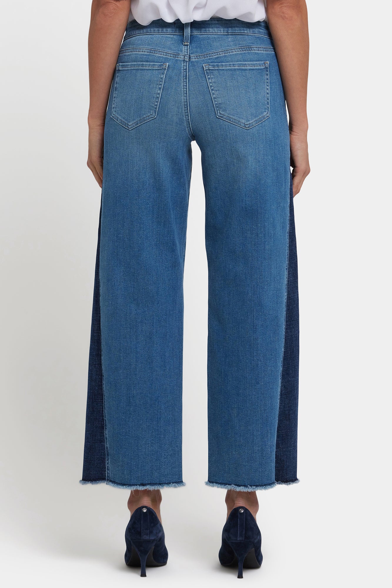NYDJ Teresa Wide Leg Jeans With Contrast Side Panels, Frayed Hems And 29