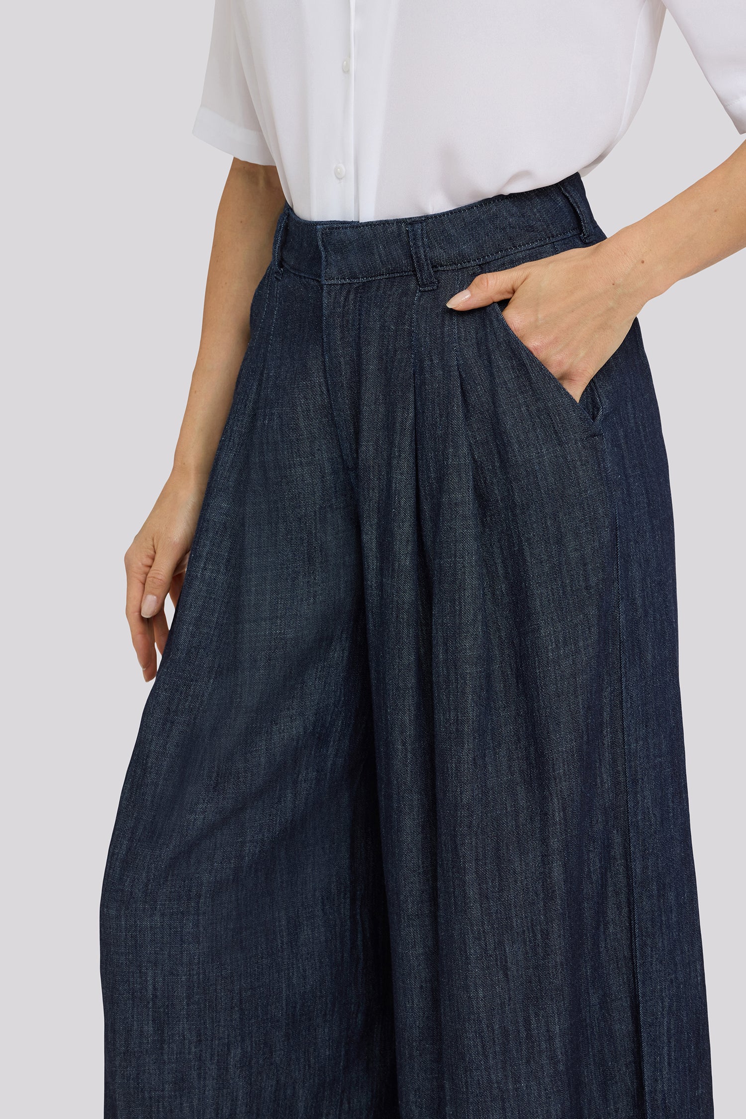Giselle Wide Leg Ankle Trouser Pants With Pleats - Dark Indigo