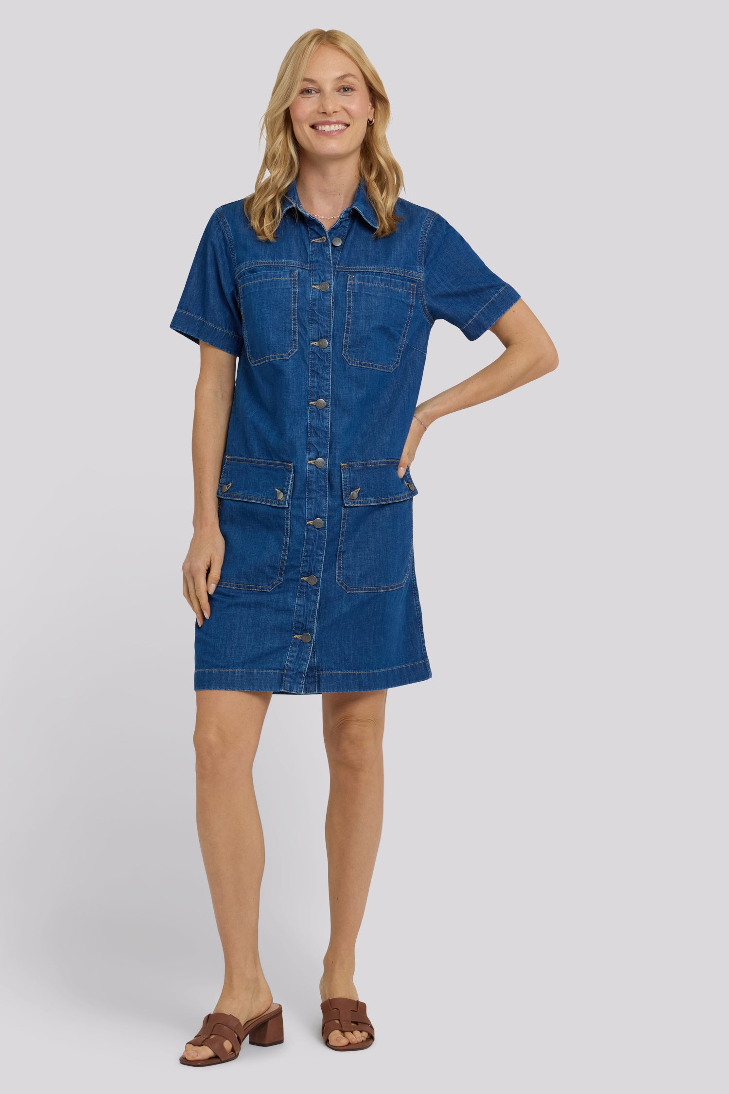 denim dress work outfit 17 Jean-Dress Outfits to Re-Create ASAP