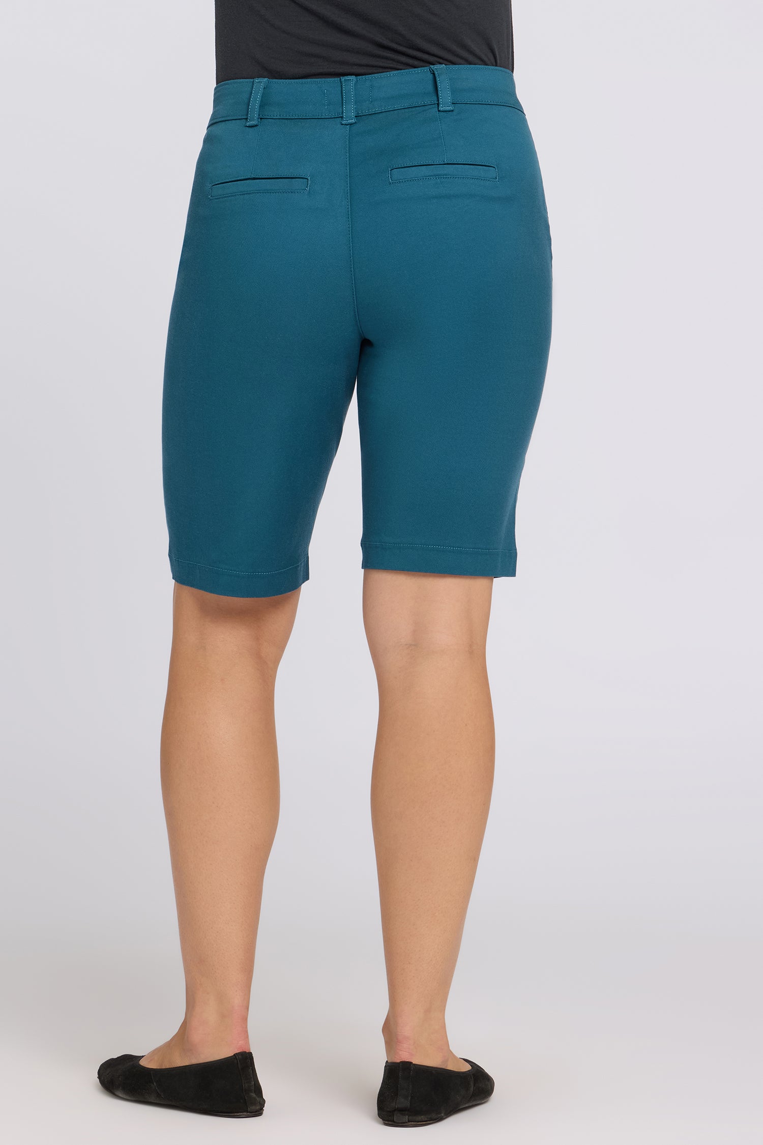 NYDJ Bermuda Shorts In Stretch Twill - Blue Lake