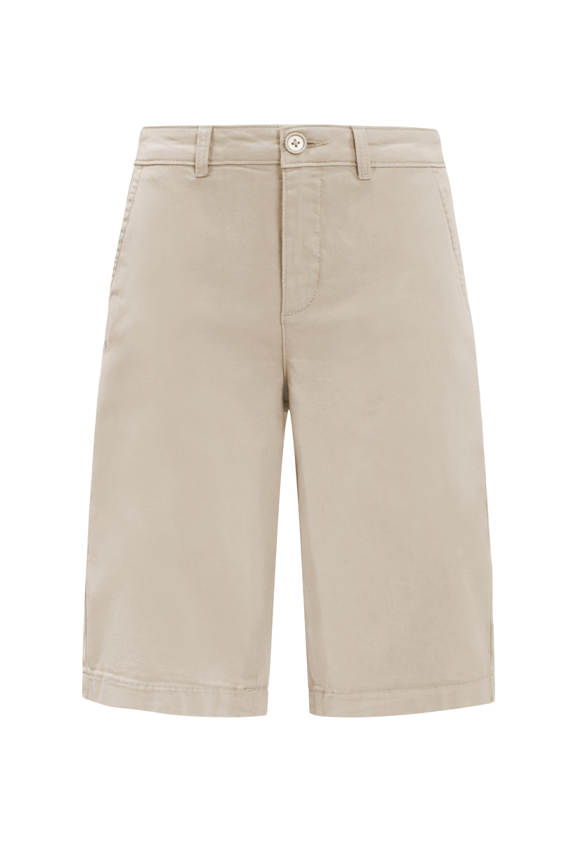 Click here to shop bermuda shorts in feather