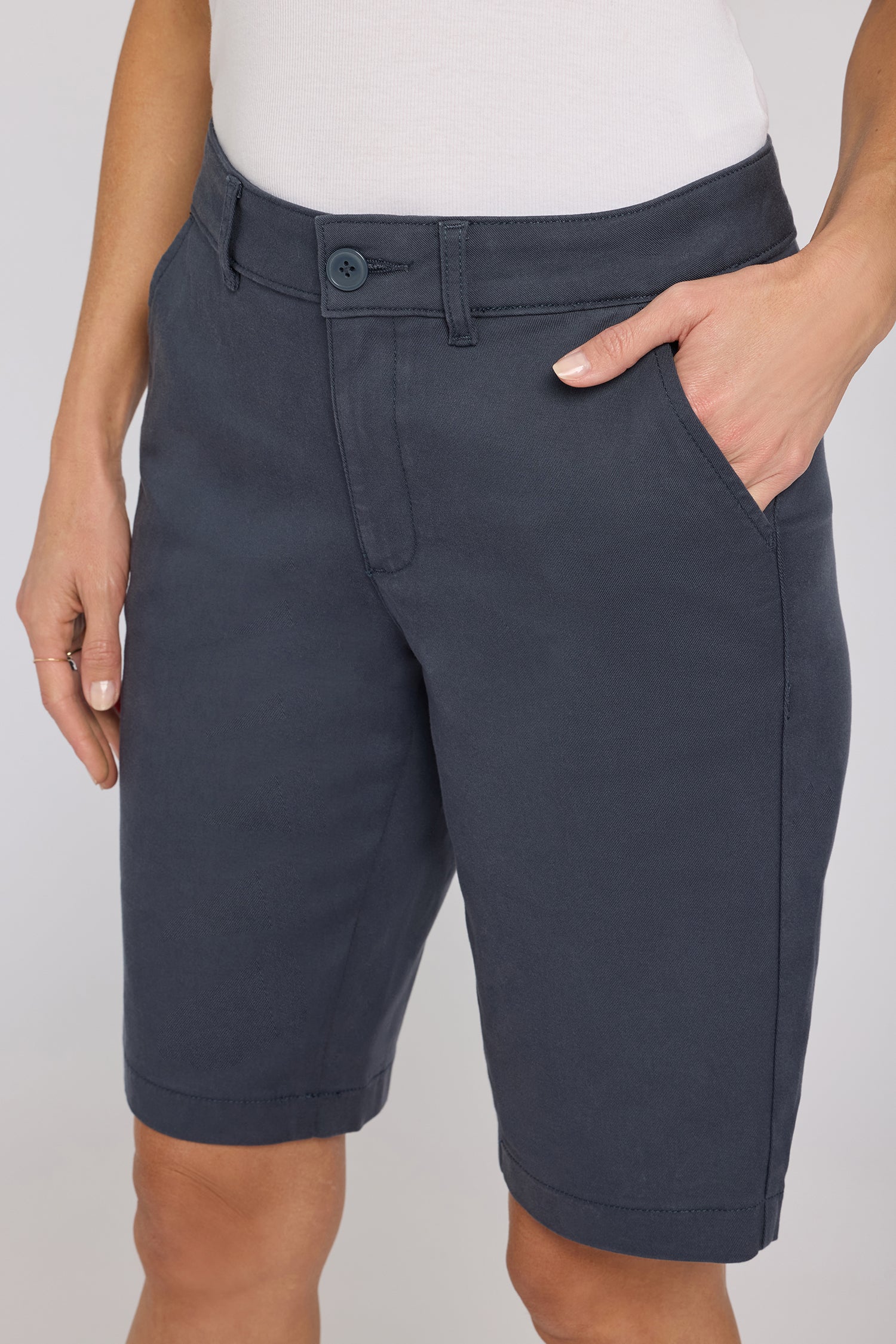 Bermuda Shorts In Stretch Twill - Oxford Navy Blue | NYDJ