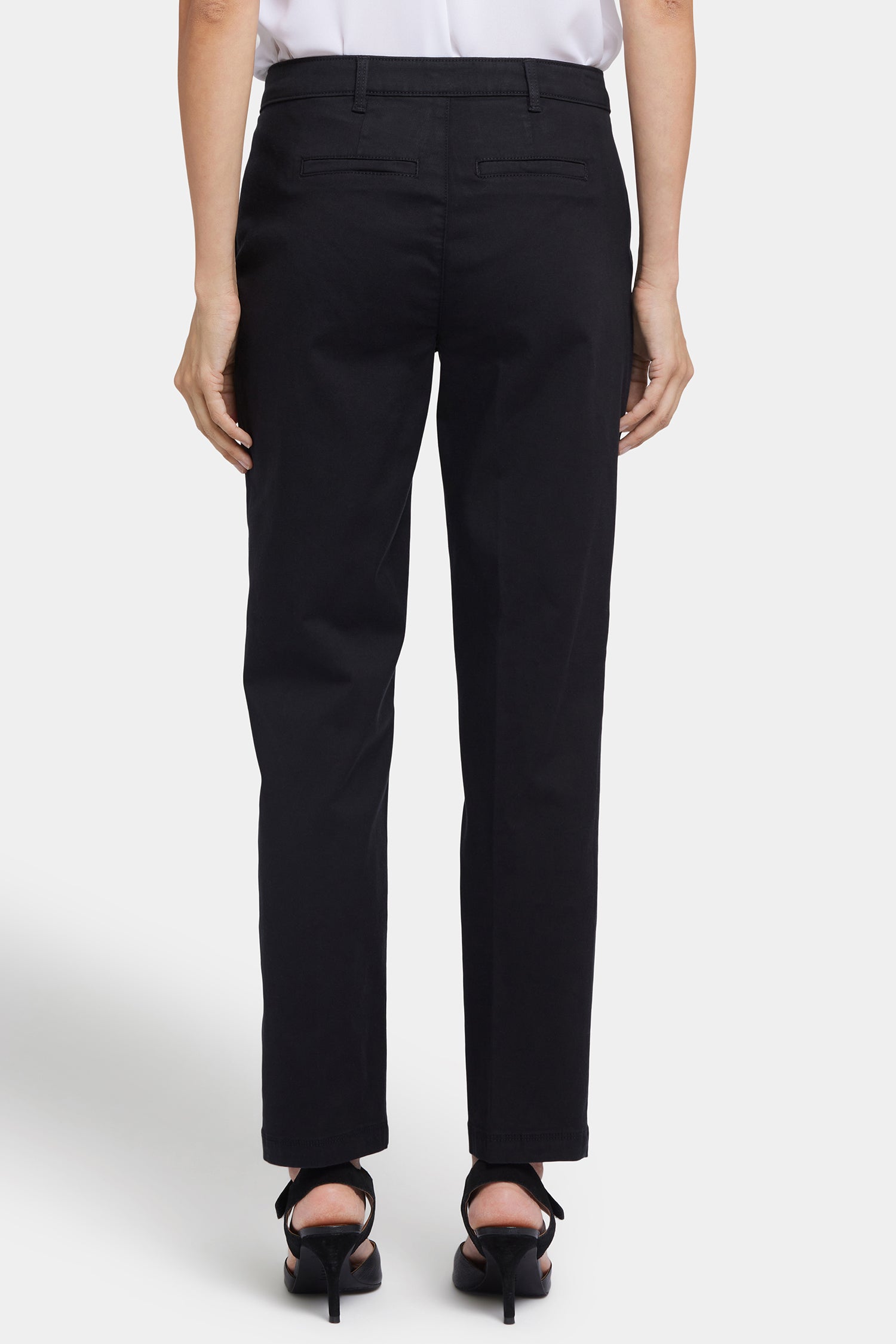 NYDJ Sadie Slim Pants In Stretch Twill - Black