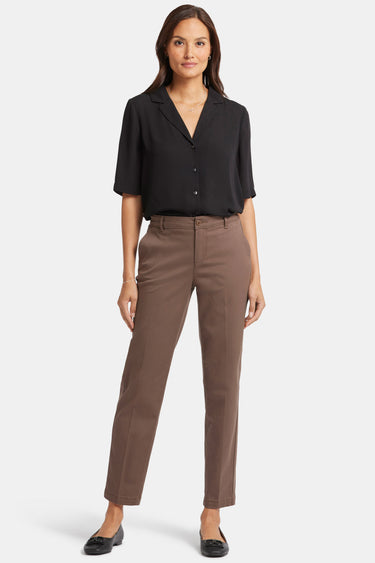 NYDJ Sadie Slim Pants In Stretch Twill - Dark Wood