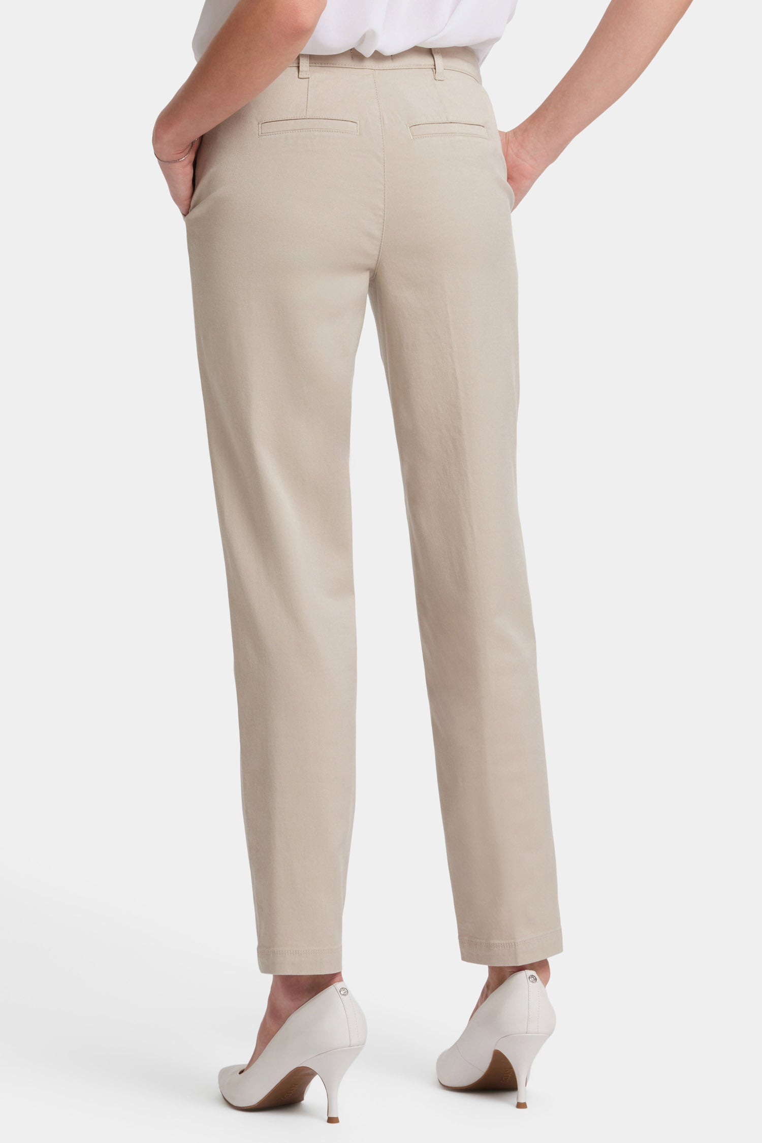NYDJ Sadie Slim Pants In Stretch Twill - Feather
