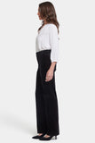 NYDJ Straight Leg Trouser Pants In Velveteen With High Rise - Black