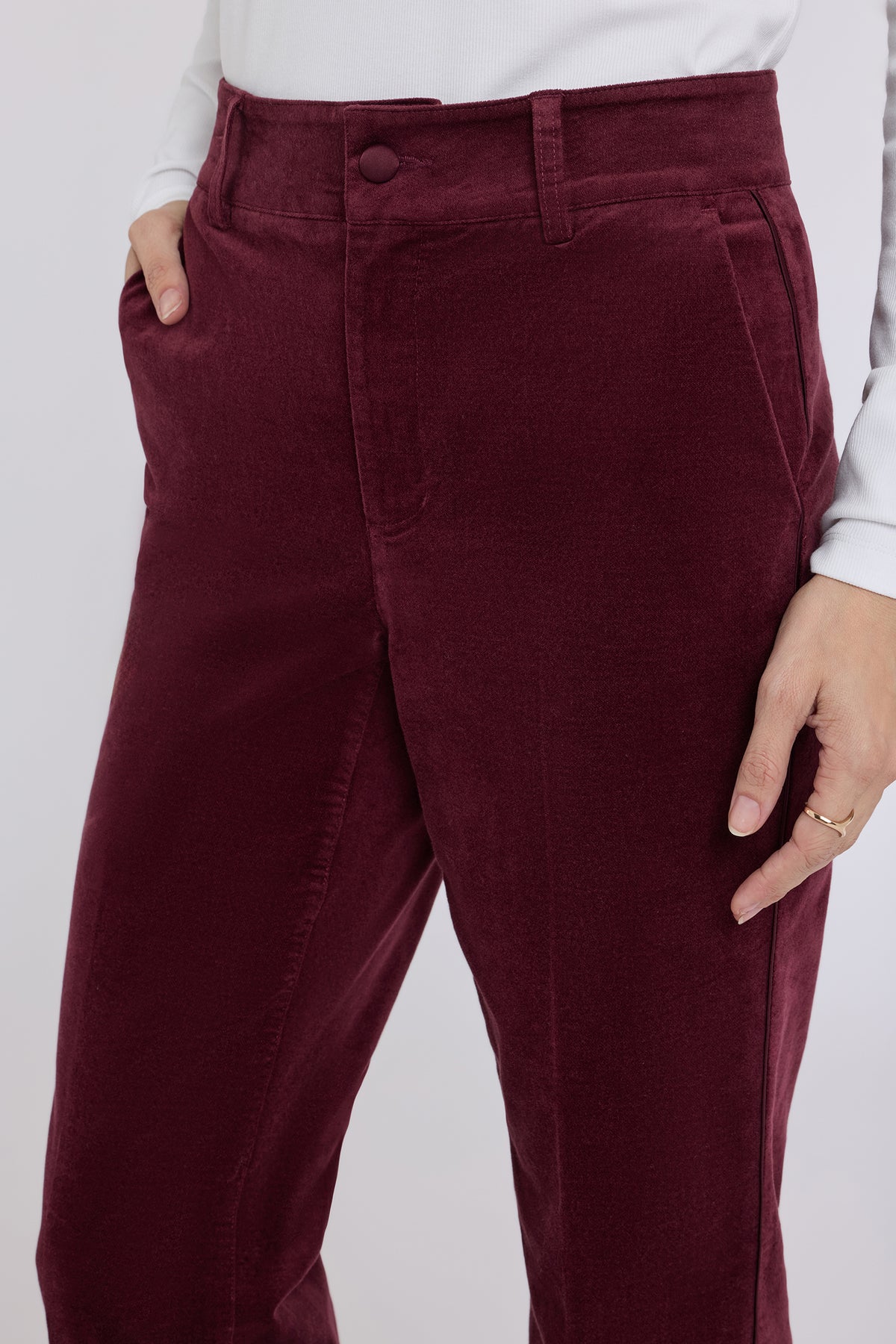 NYDJ Straight Trouser Pants In Velveteen With High Rise And Satin Piping - True Burgundy