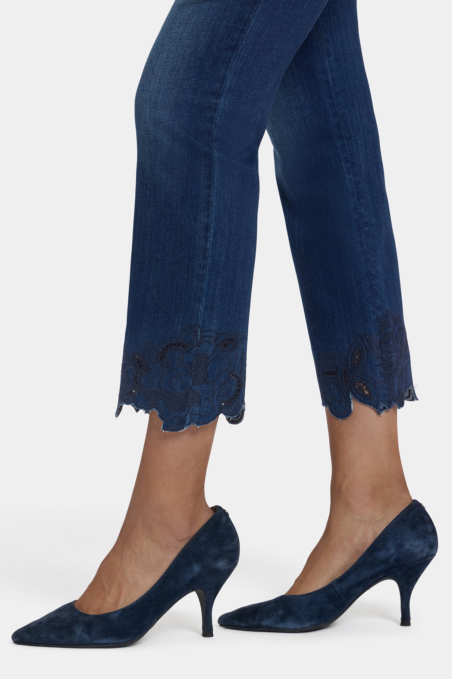 NYDJ Marilyn Straight Ankle Jeans In Petite In Sure Stretch® Denim With Embroidered Hems - Wonderland
