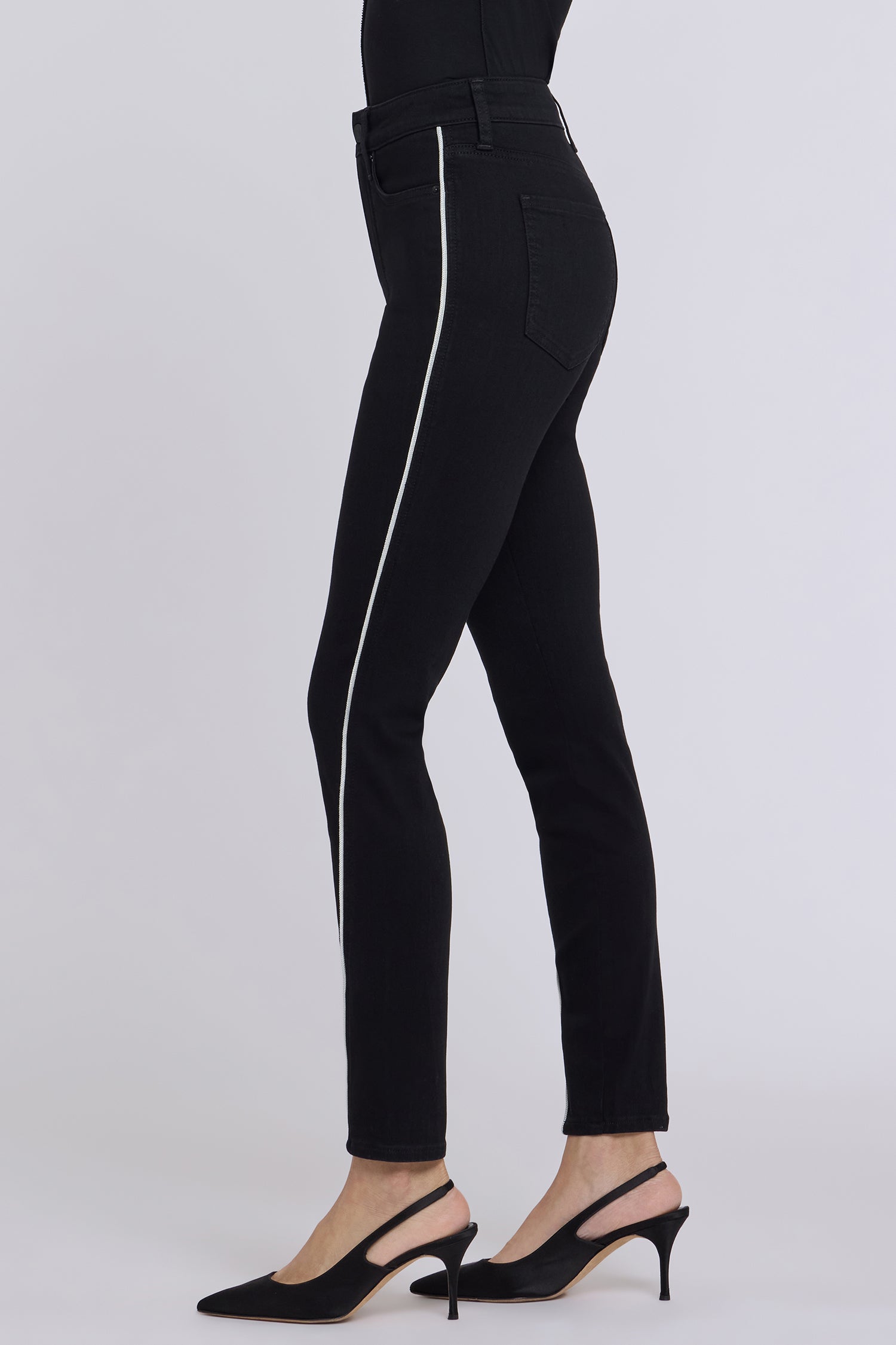 NYDJ Ami Skinny Jeans In Petite In Sure Stretch® Denim With High Rise, Contoured Seams And Piping - Black Rinse